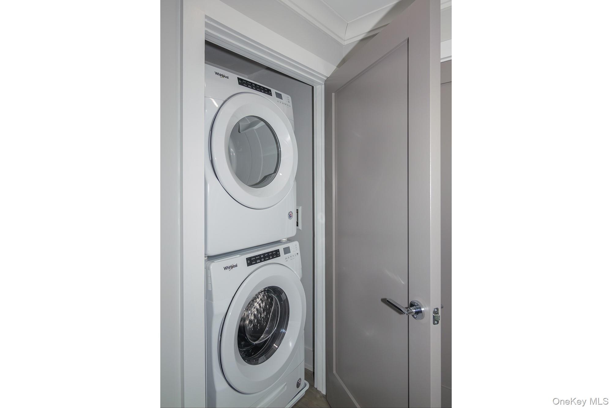 75 Circle Drive # 93-103, Central Islip, NY 11722