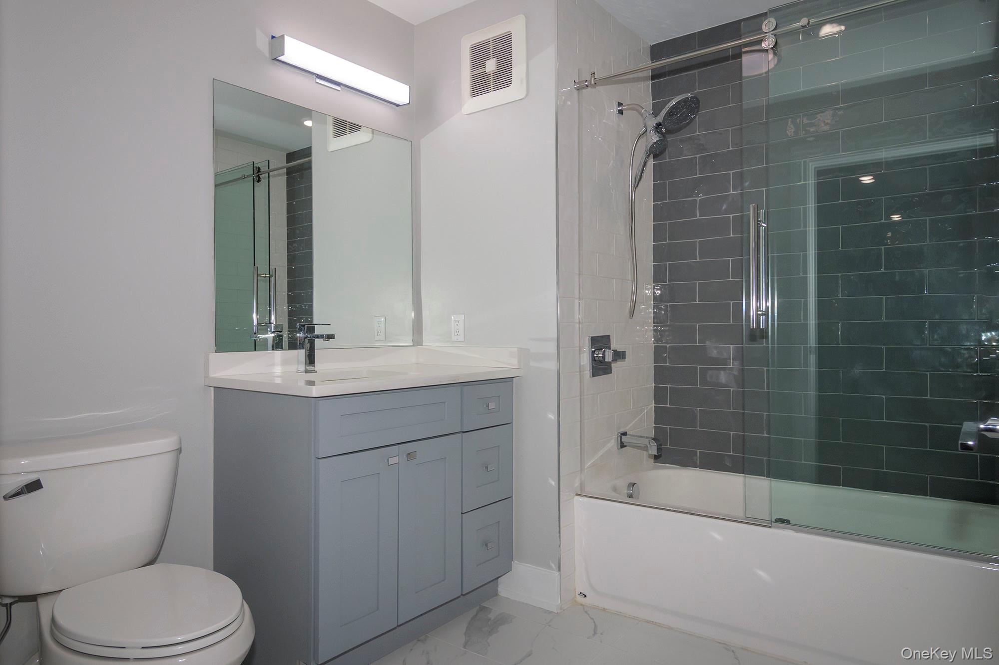 75 Circle Drive # 93-103, Central Islip, NY 11722