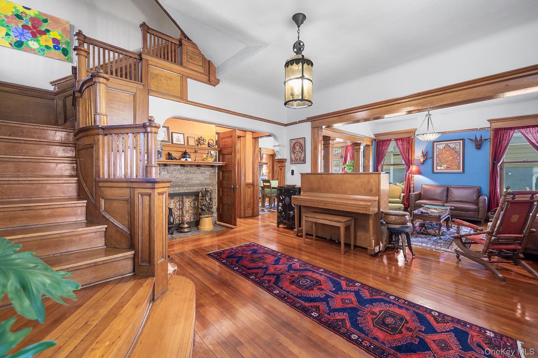 230 Van Cortlandt Park Avenue, Yonkers, NY 10705