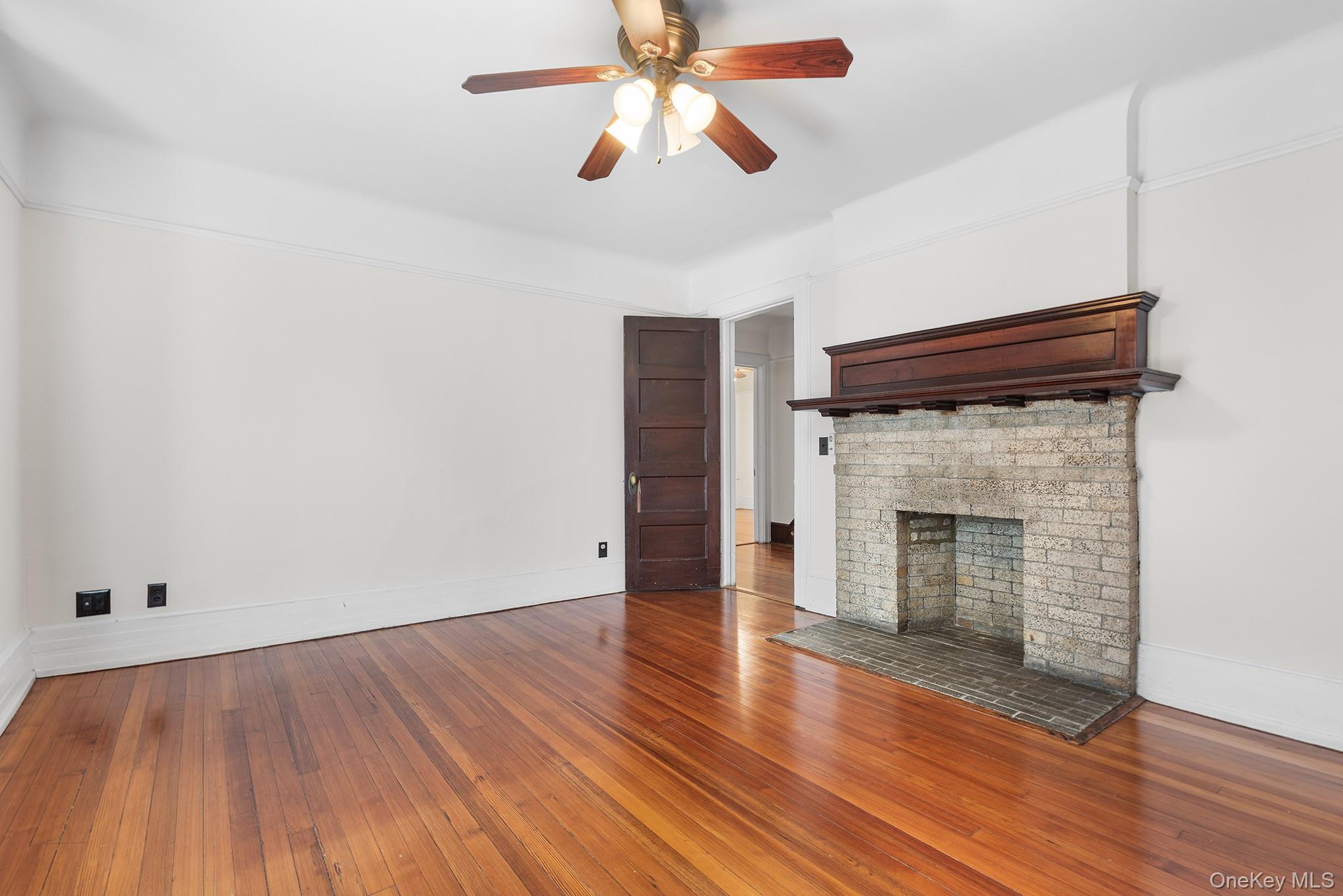 230 Van Cortlandt Park Avenue, Yonkers, NY 10705