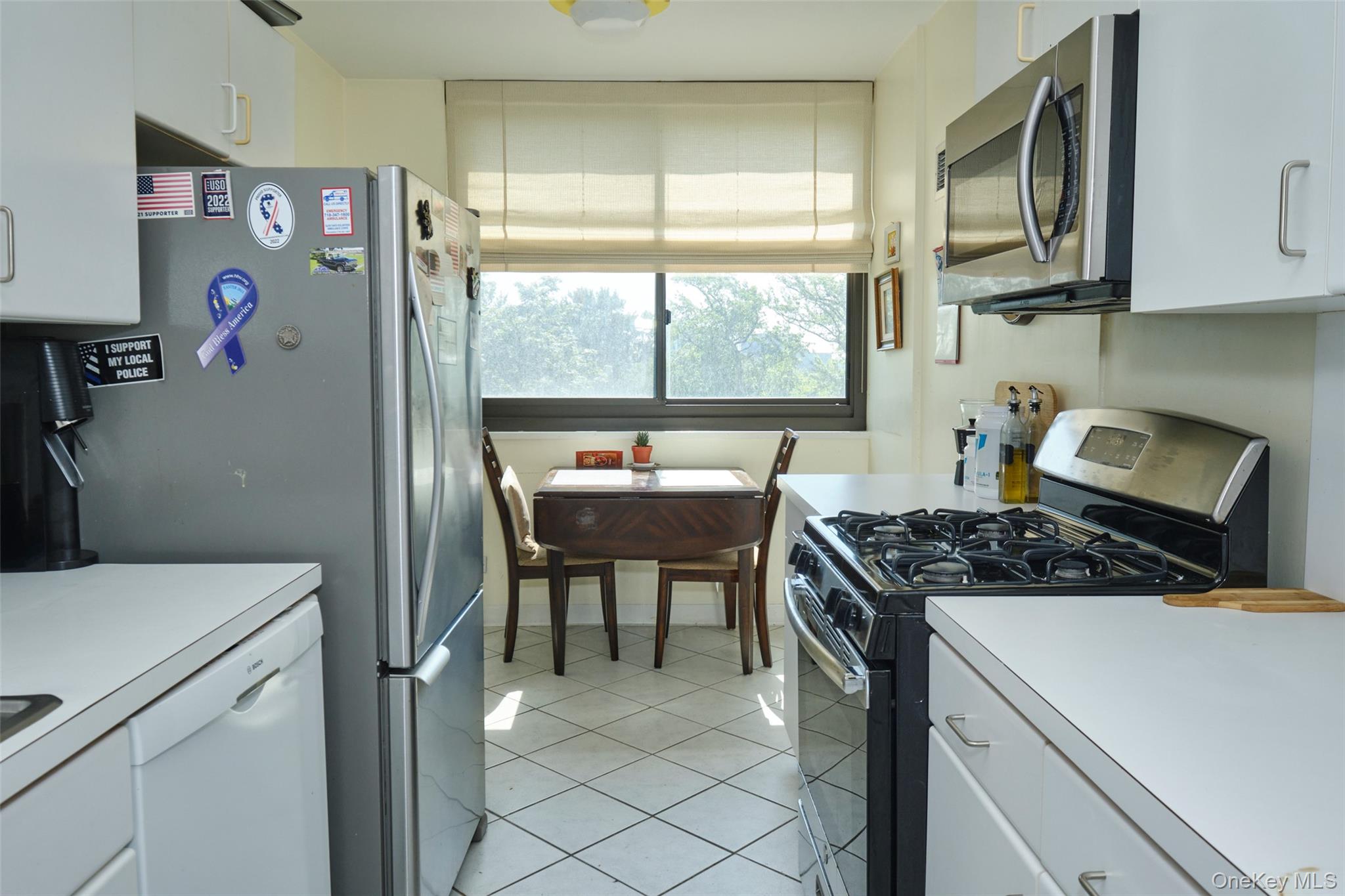 27110 Grand Central Parkway # 1V, Floral Park, NY 11005