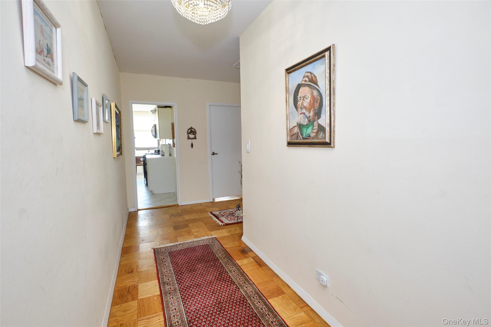 27110 Grand Central Parkway # 1V, Floral Park, NY 11005