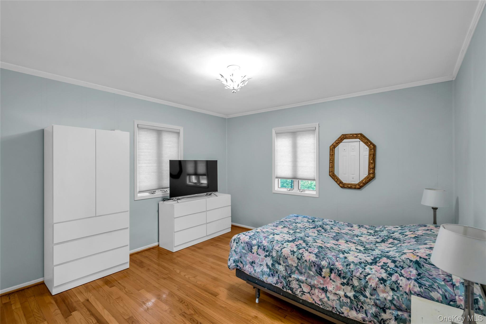 9 Maplelawn Drive, Commack, NY 11725