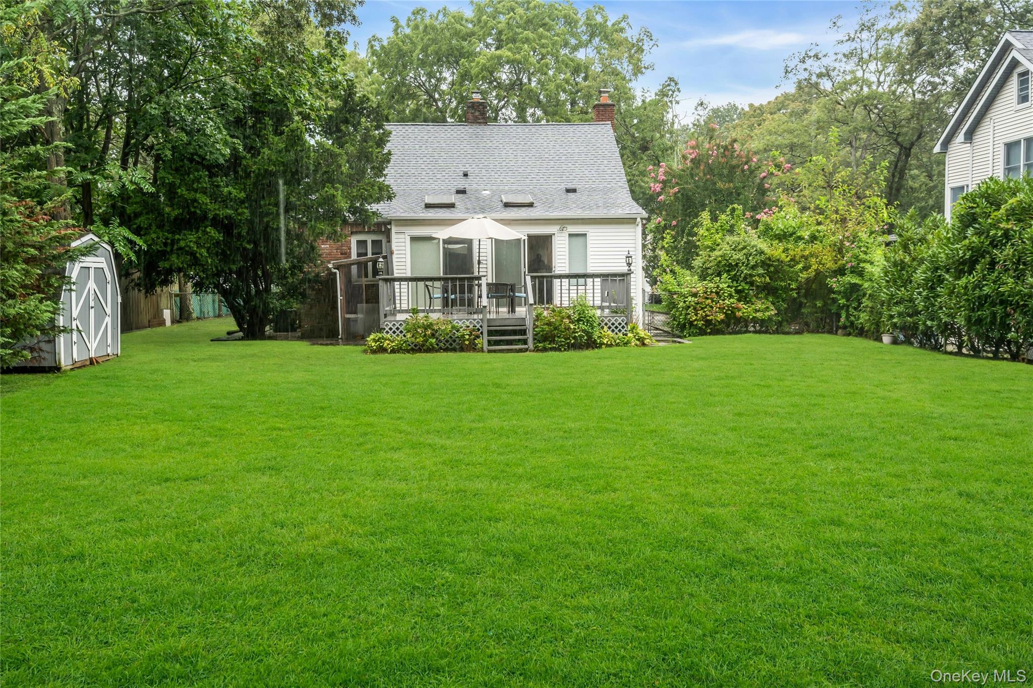 9 Maplelawn Drive, Commack, NY 11725