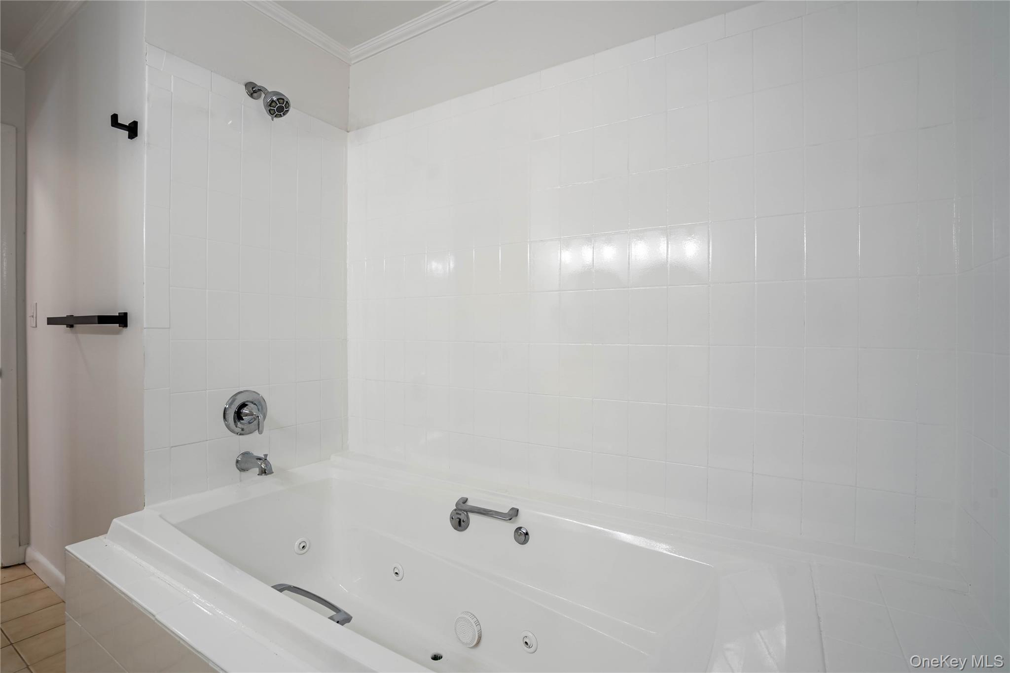 64 Edgemere Avenue, Greenwood Lake, NY 10925