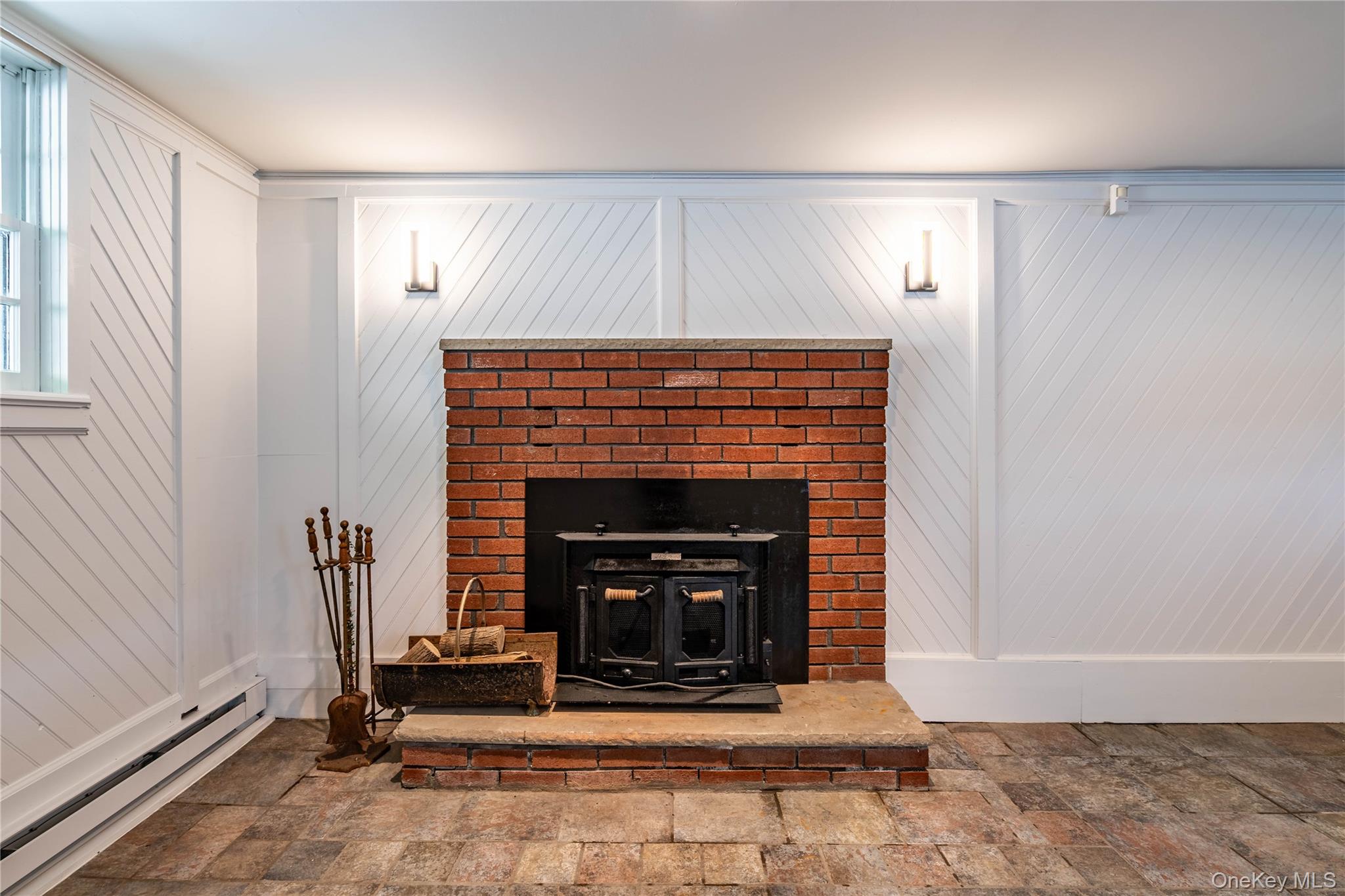 64 Edgemere Avenue, Greenwood Lake, NY 10925