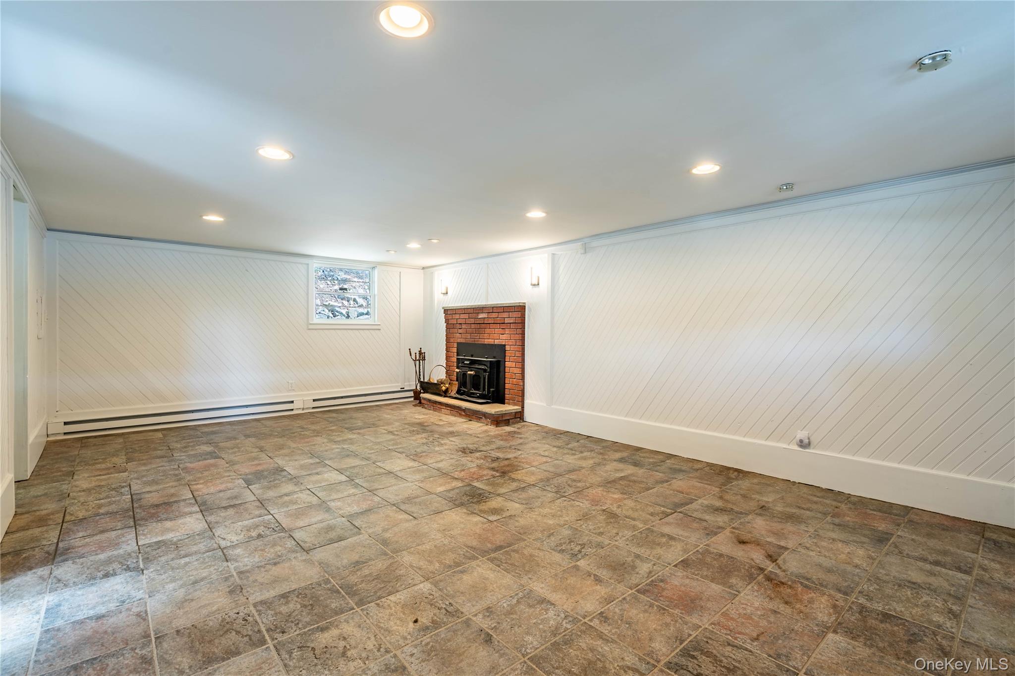 64 Edgemere Avenue, Greenwood Lake, NY 10925