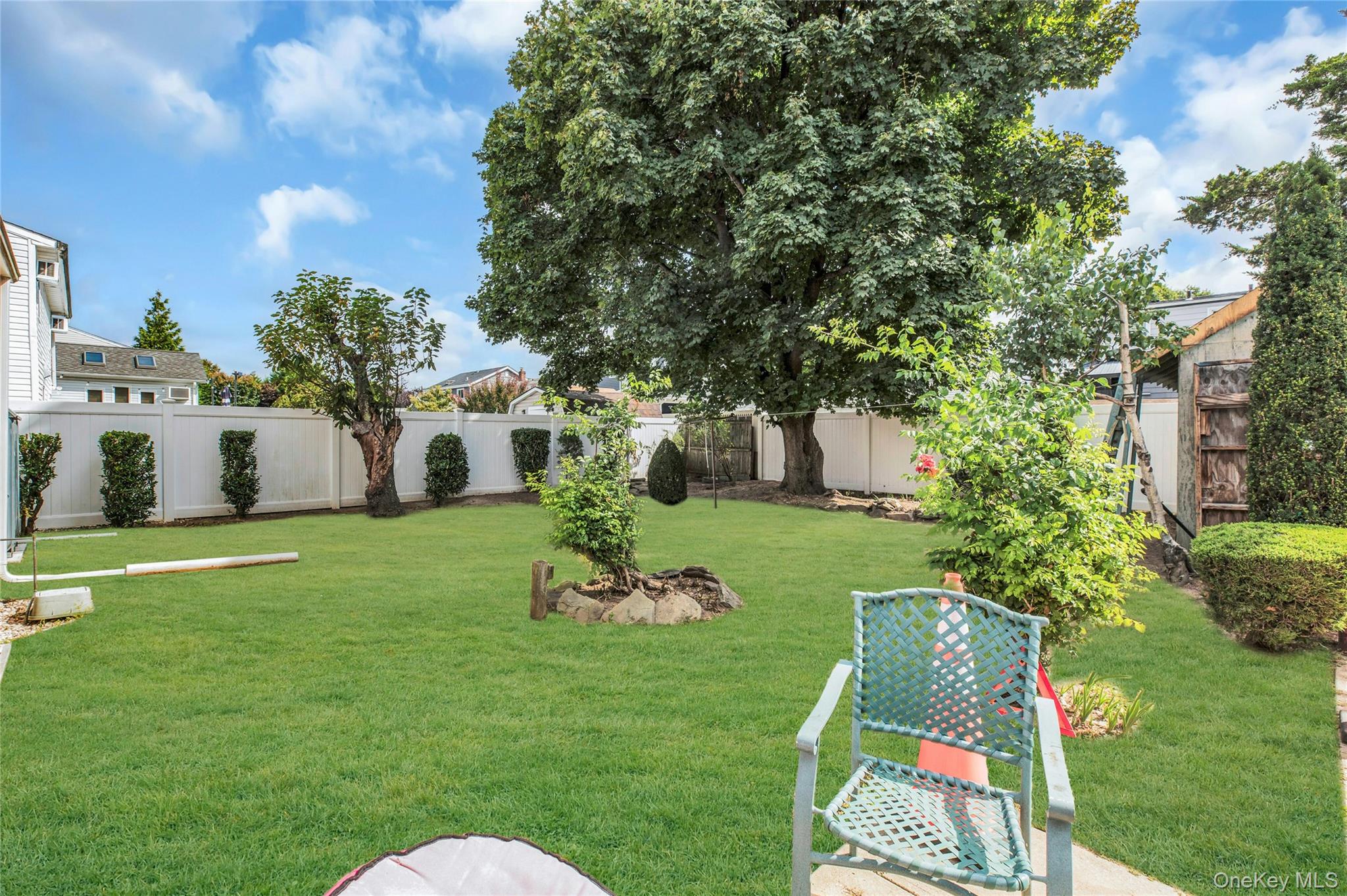 2335 Maple Street, Seaford, NY 11783