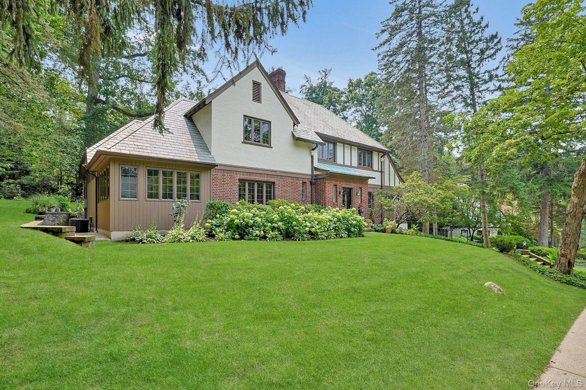 4 Harwood Avenue, Sleepy Hollow, NY 10591