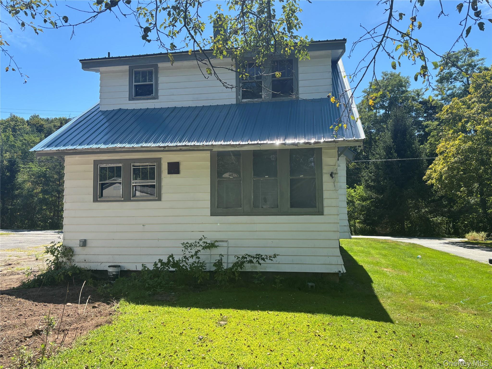 26 Menges Road, Youngsville, NY 12758