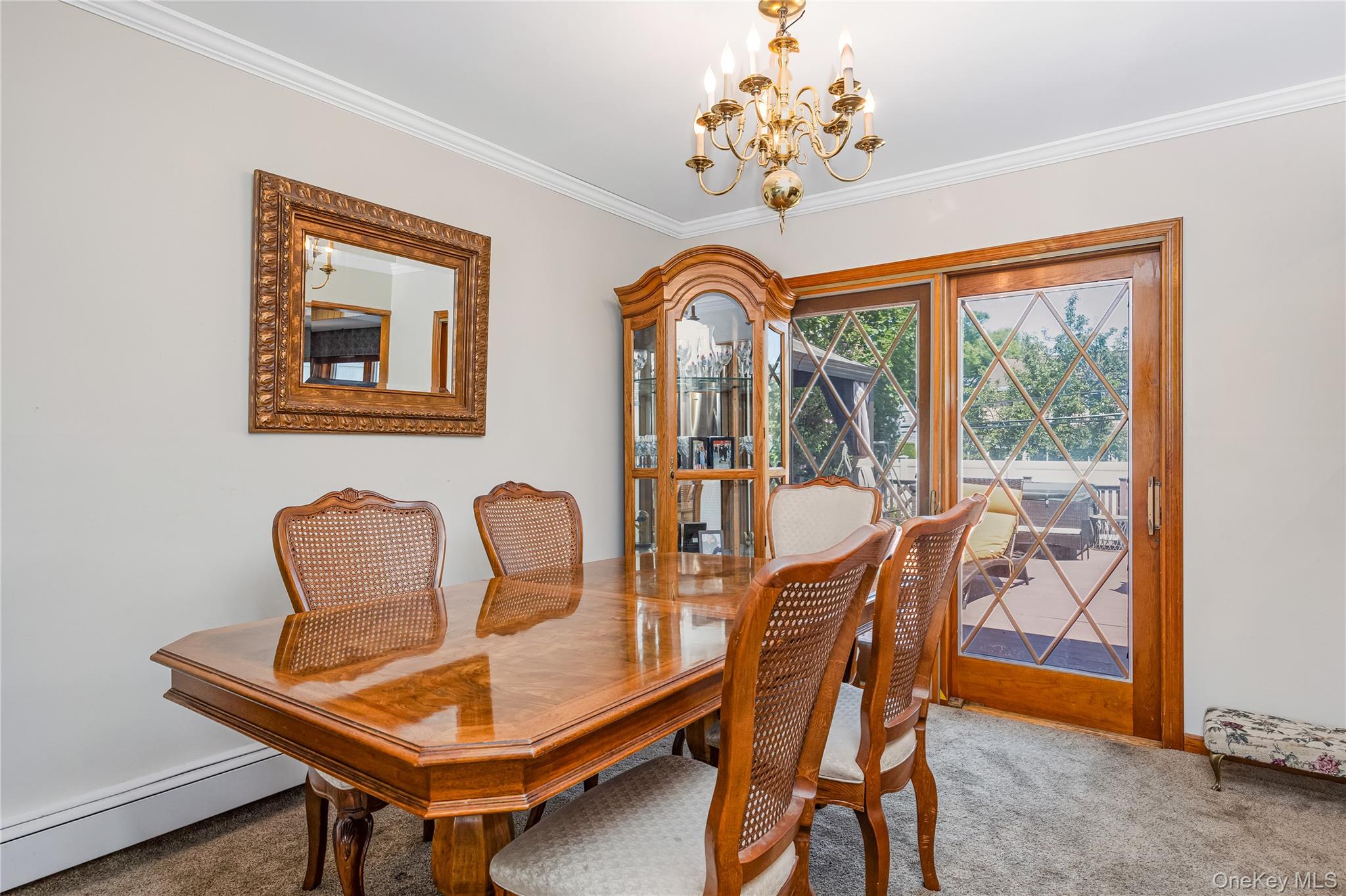 9 Cheryl Lane N, Farmingdale, NY 11735