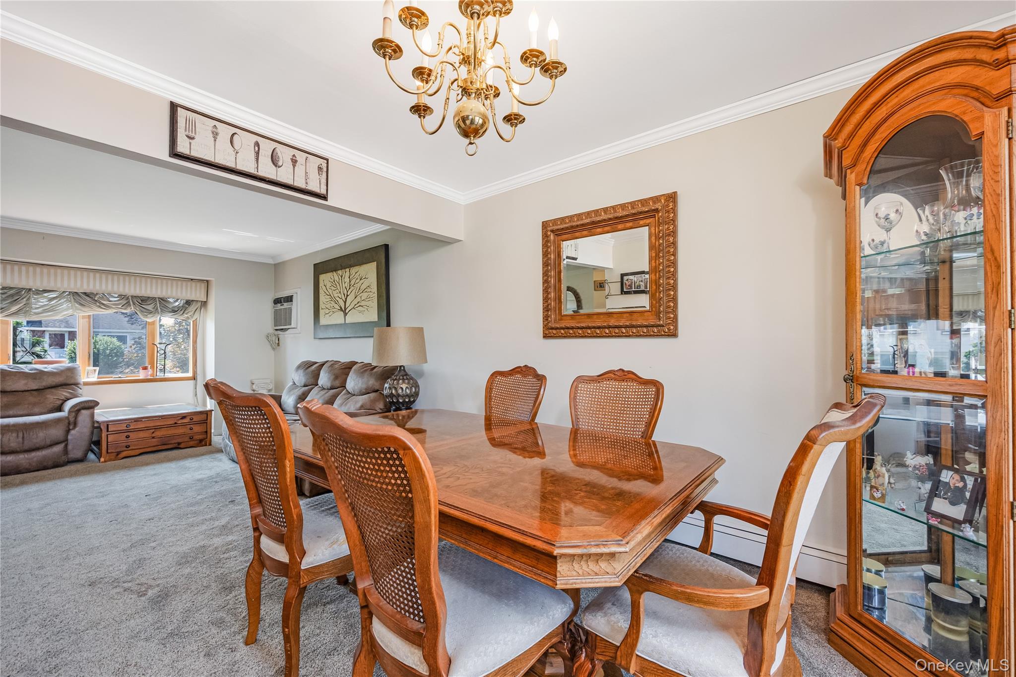 9 Cheryl Lane N, Farmingdale, NY 11735