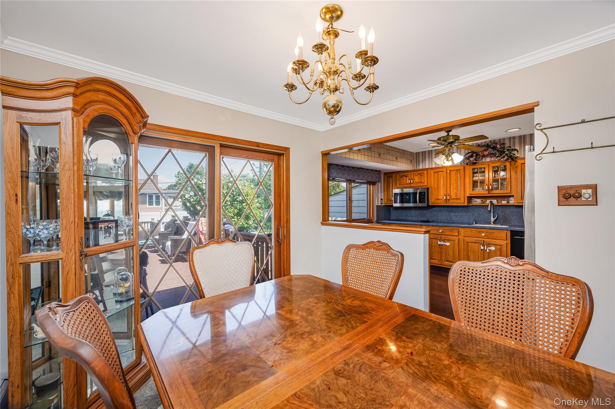 9 Cheryl Lane N, Farmingdale, NY 11735