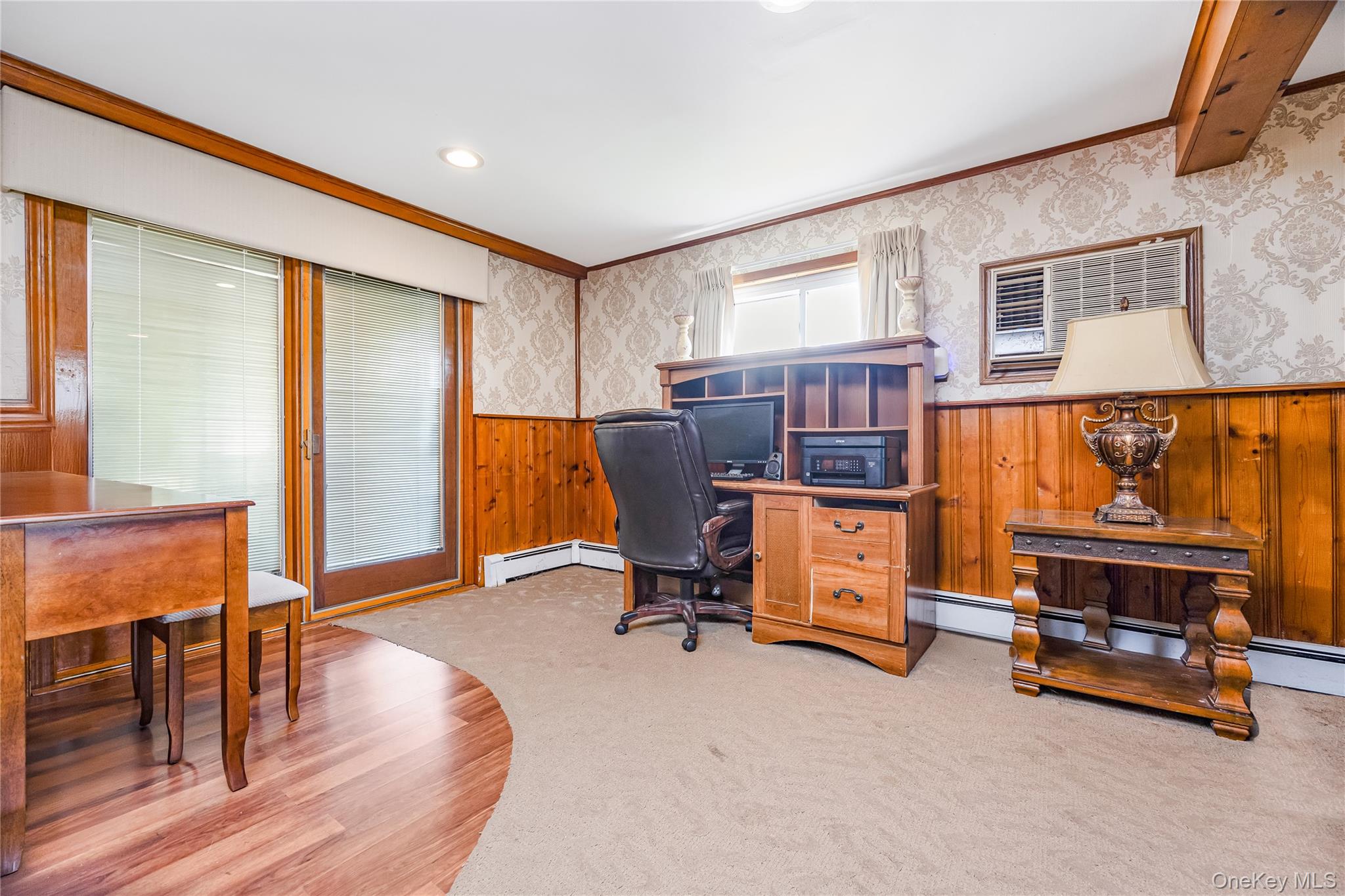 9 Cheryl Lane N, Farmingdale, NY 11735