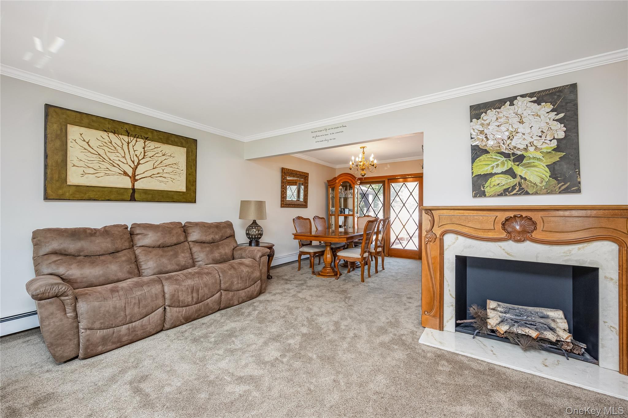 9 Cheryl Lane N, Farmingdale, NY 11735