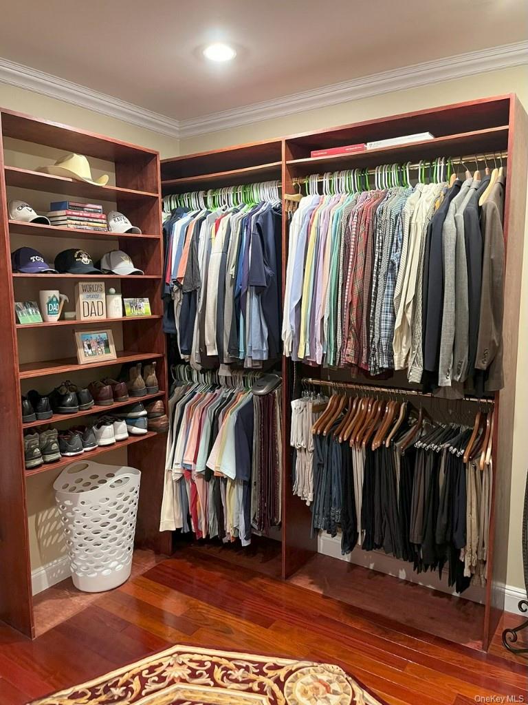 48 River Heights Drive, Smithtown, NY 11787