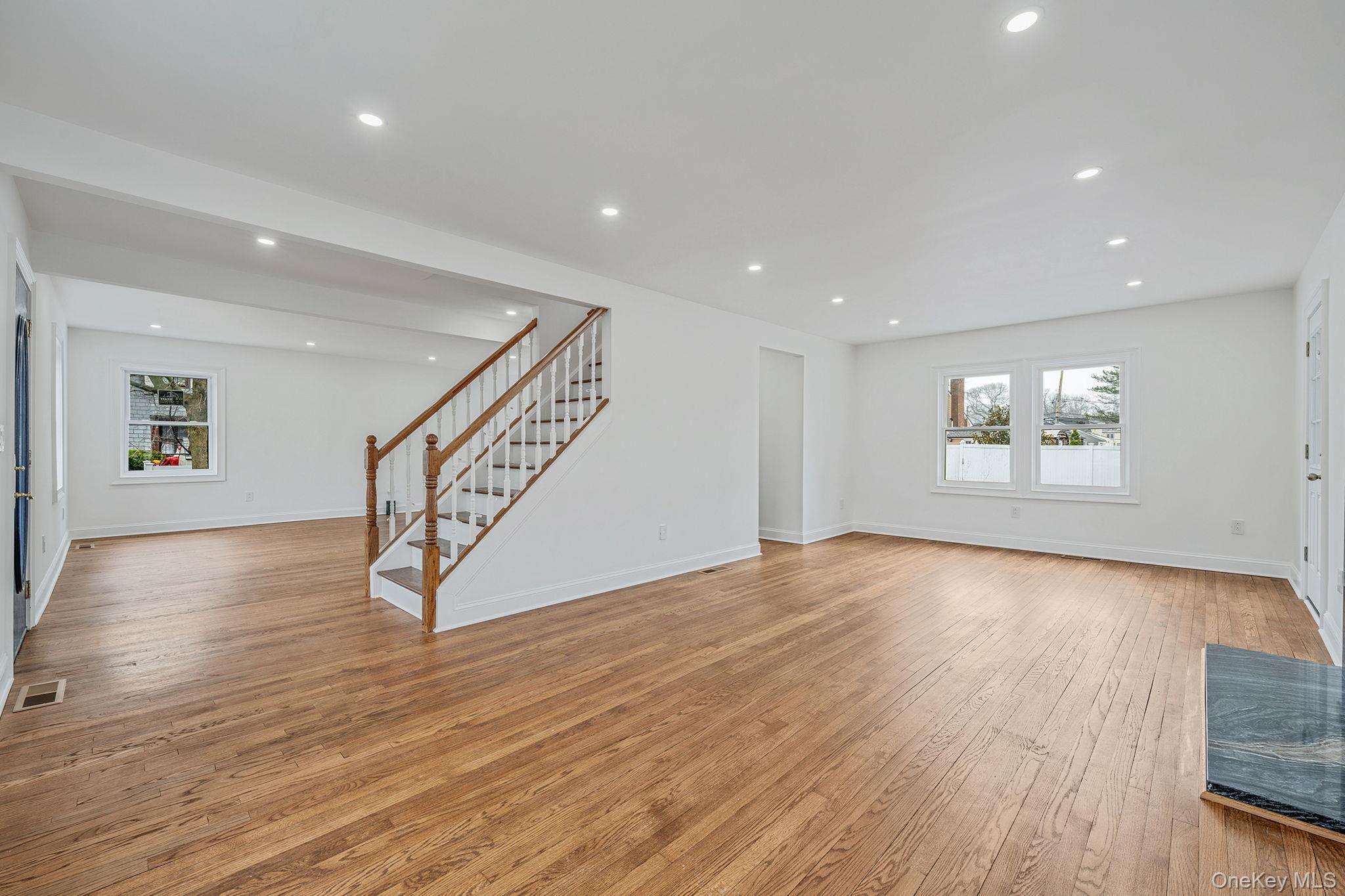 255 Moore Avenue, Freeport, NY 11520