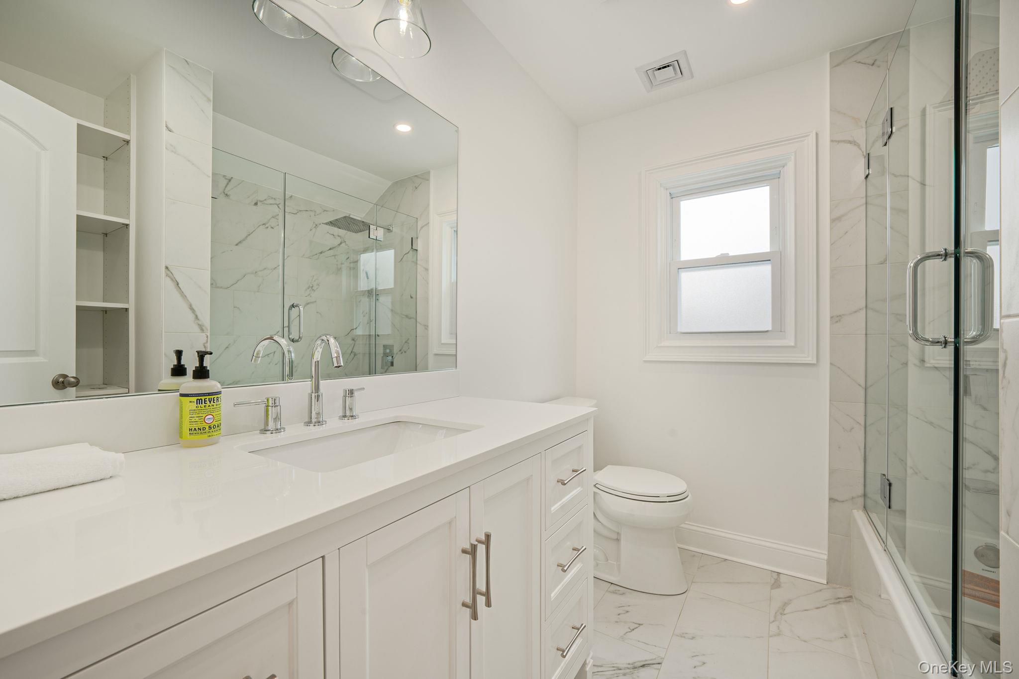 255 Moore Avenue, Freeport, NY 11520