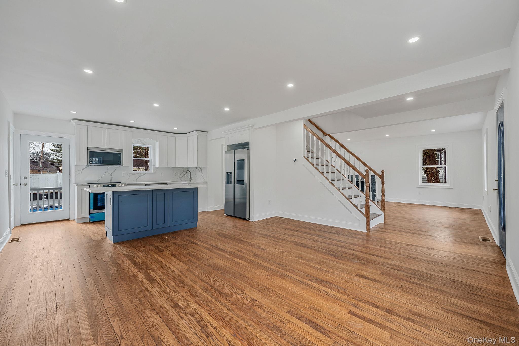 255 Moore Avenue, Freeport, NY 11520