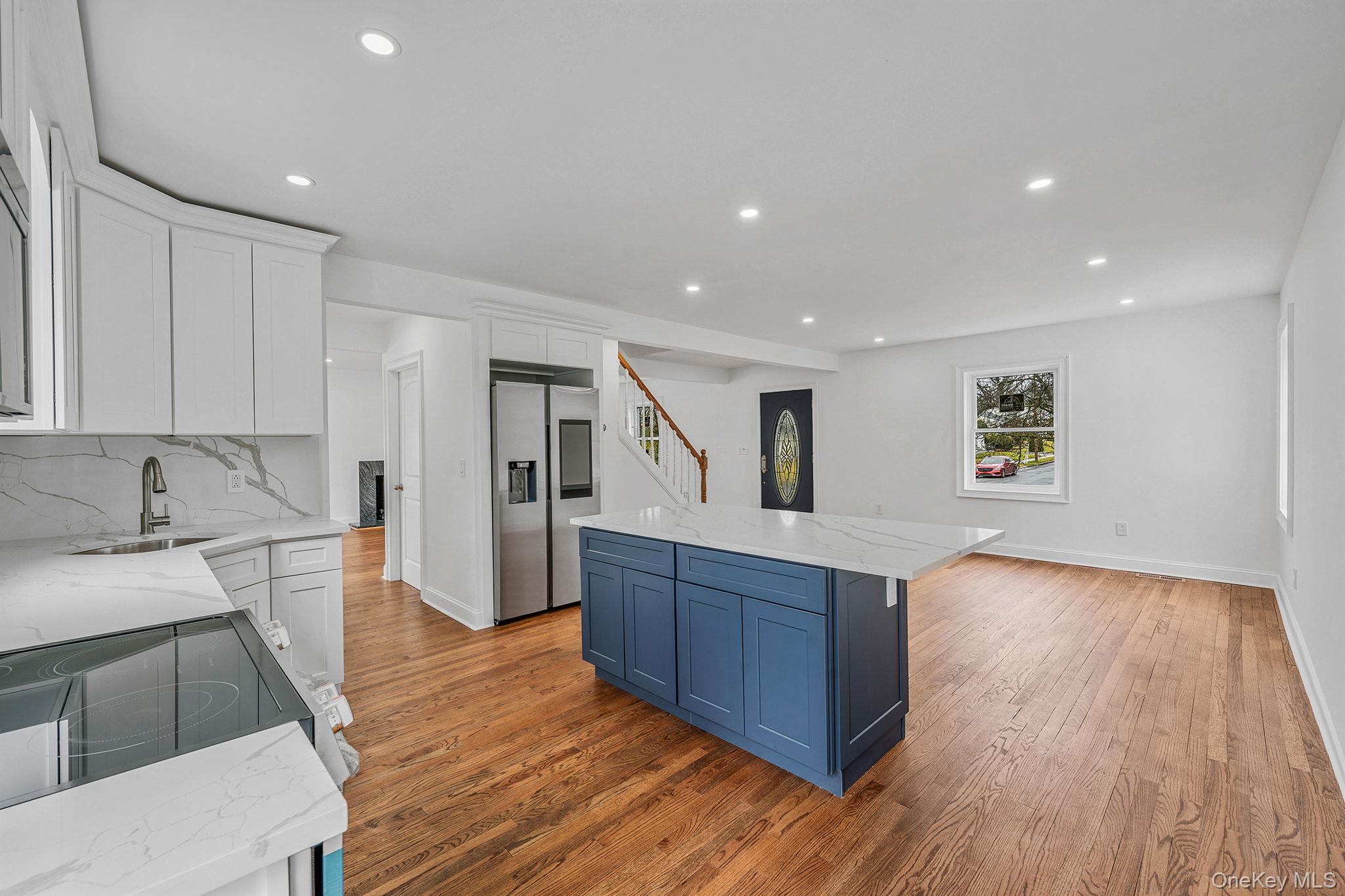 255 Moore Avenue, Freeport, NY 11520