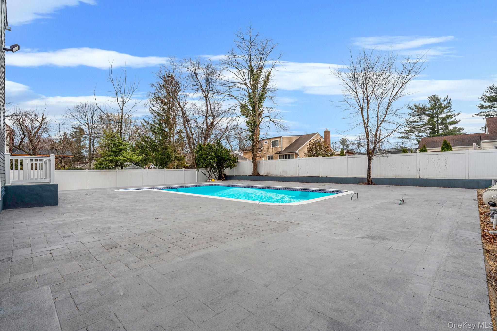 255 Moore Avenue, Freeport, NY 11520