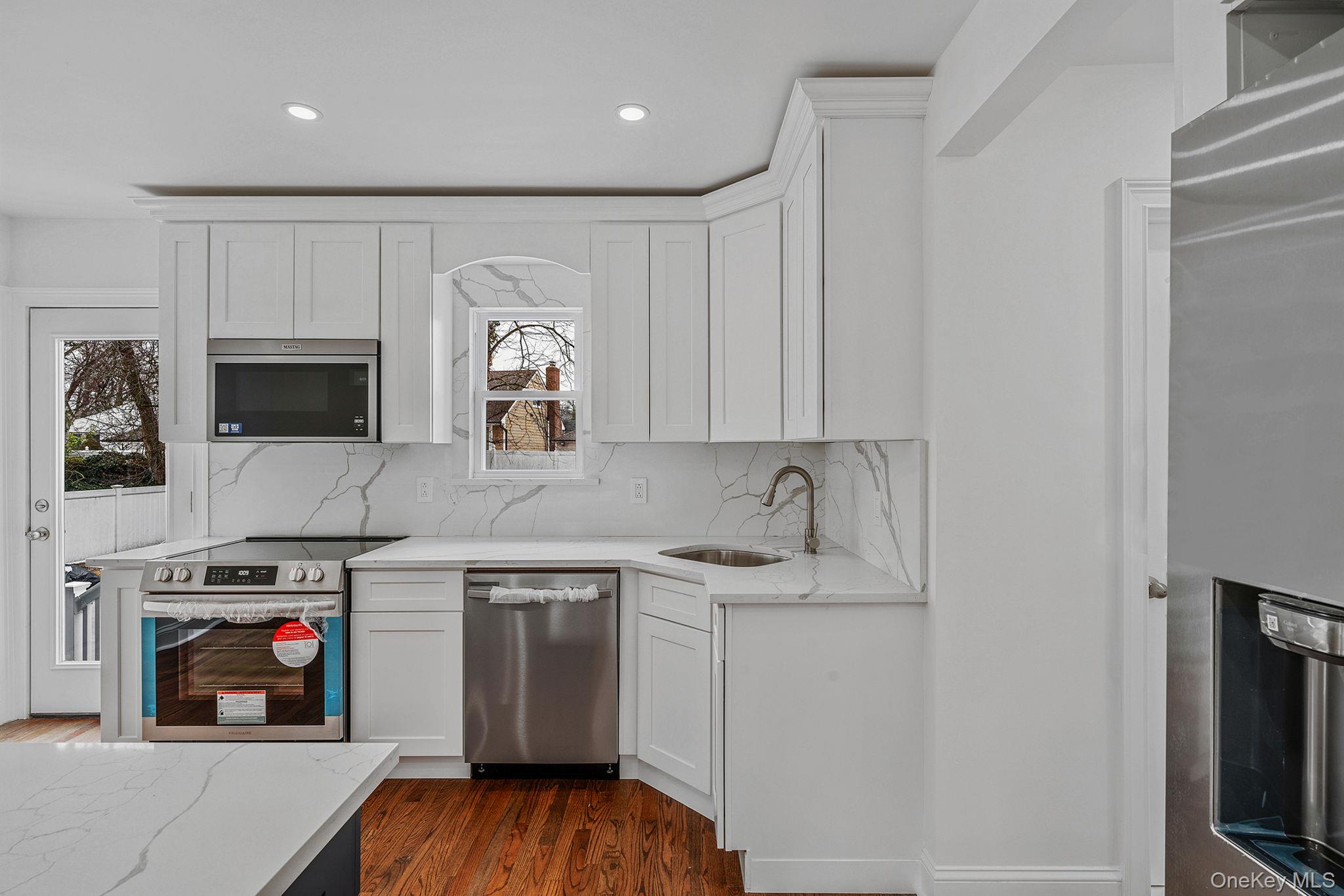 255 Moore Avenue, Freeport, NY 11520