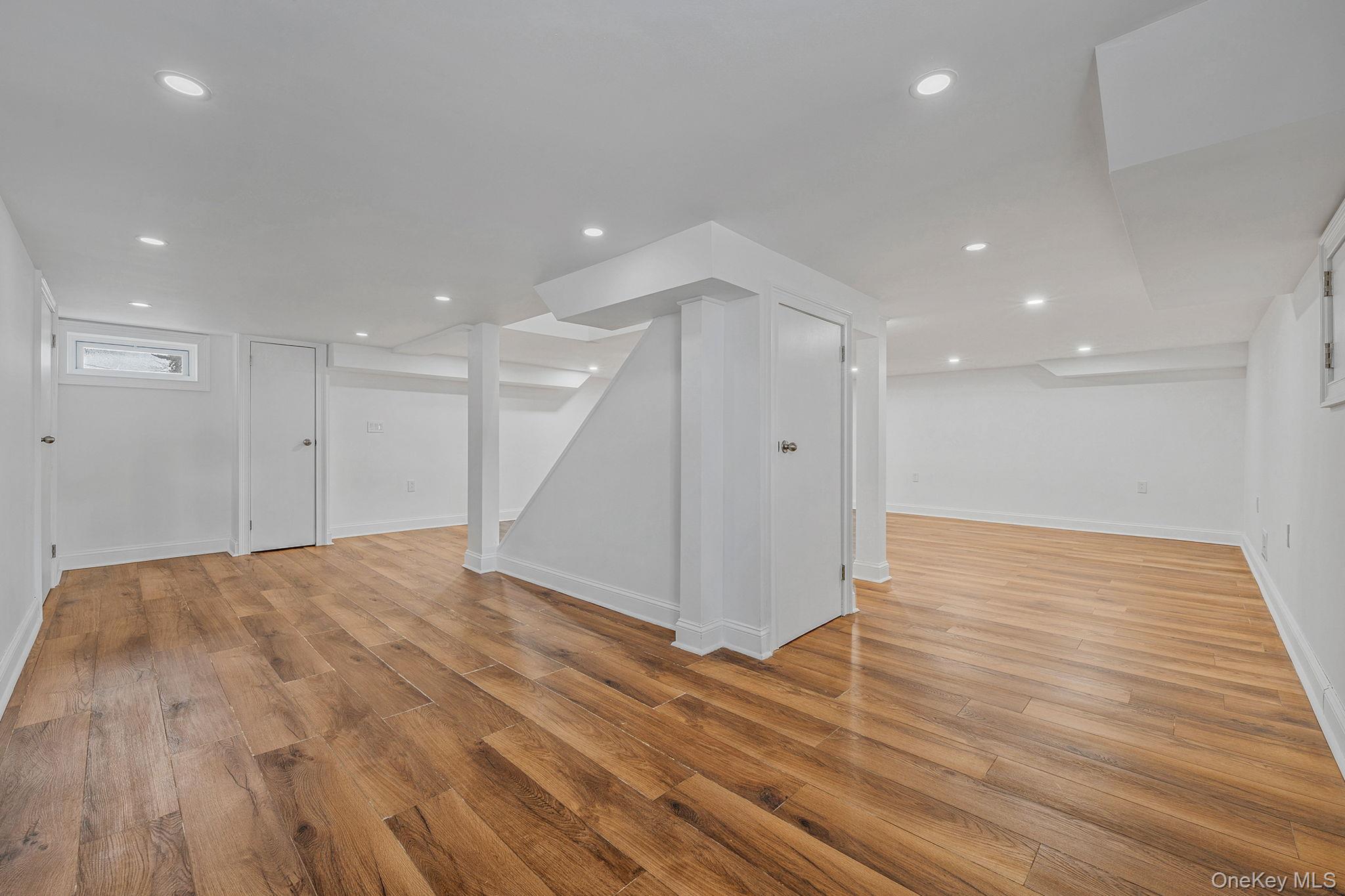 255 Moore Avenue, Freeport, NY 11520