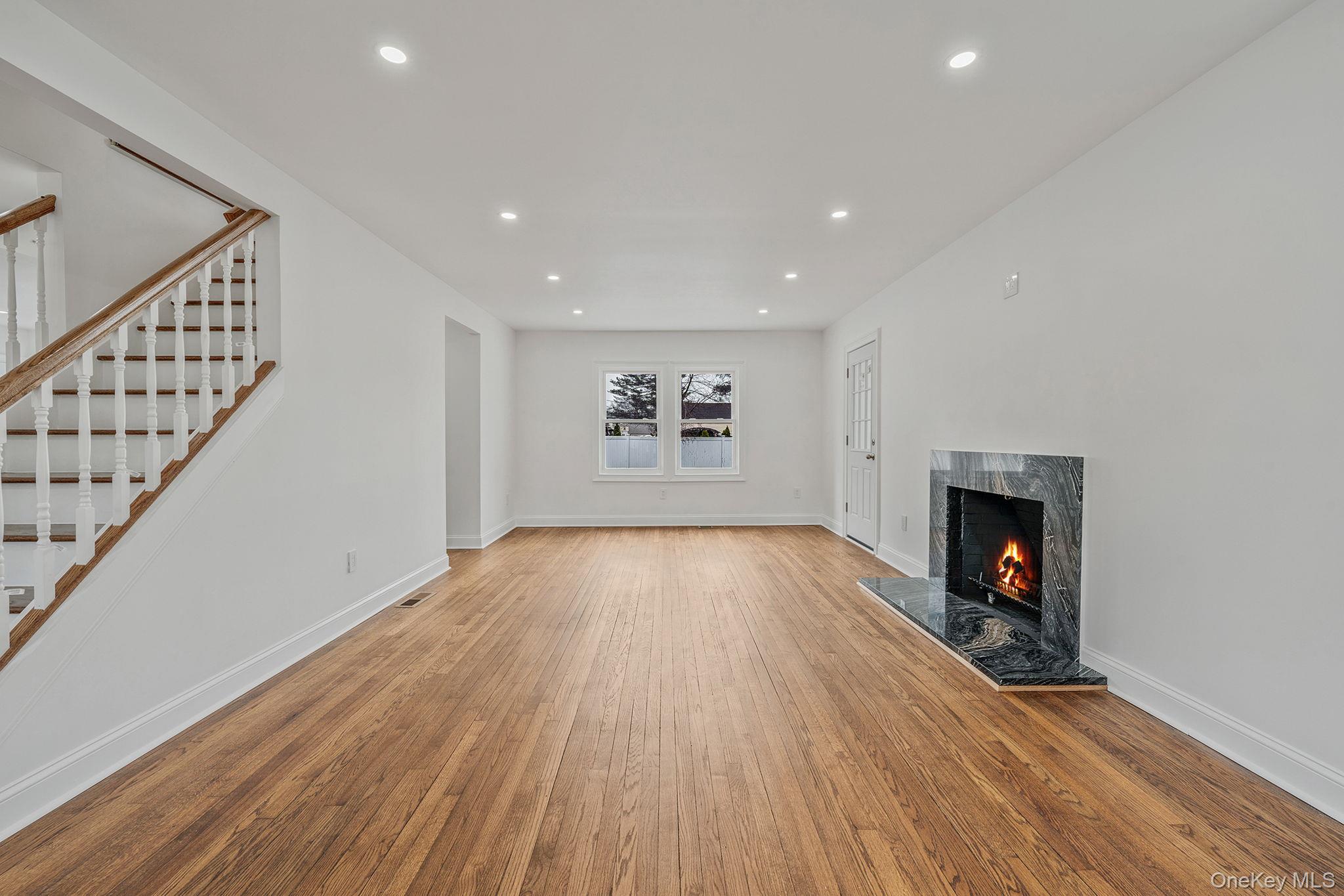 255 Moore Avenue, Freeport, NY 11520