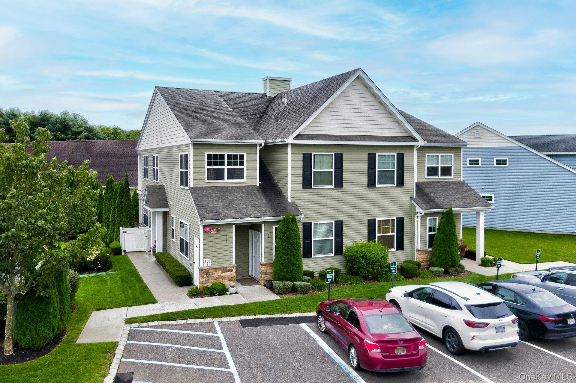 279 Augusta Drive, Medford, NY 11763