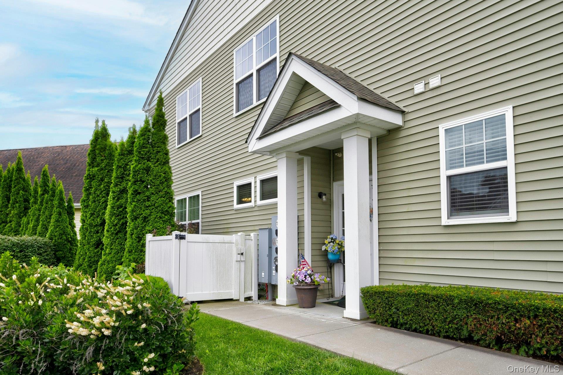 279 Augusta Drive, Medford, NY 11763