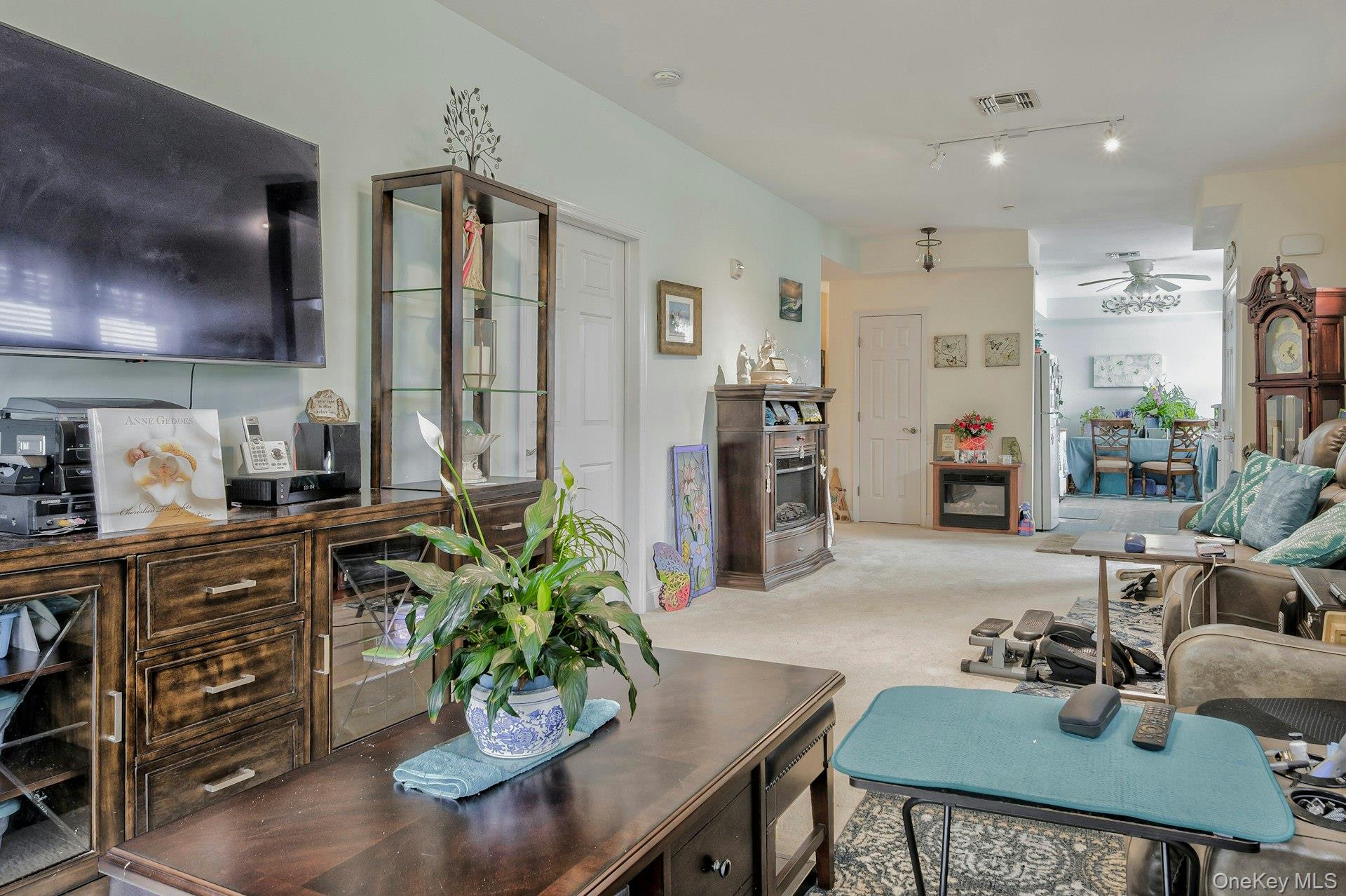 279 Augusta Drive, Medford, NY 11763