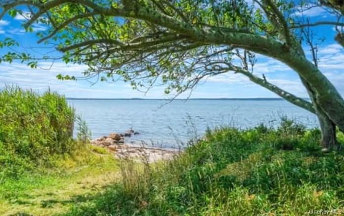 295 Willow Terrace Lane, Orient, NY 11957