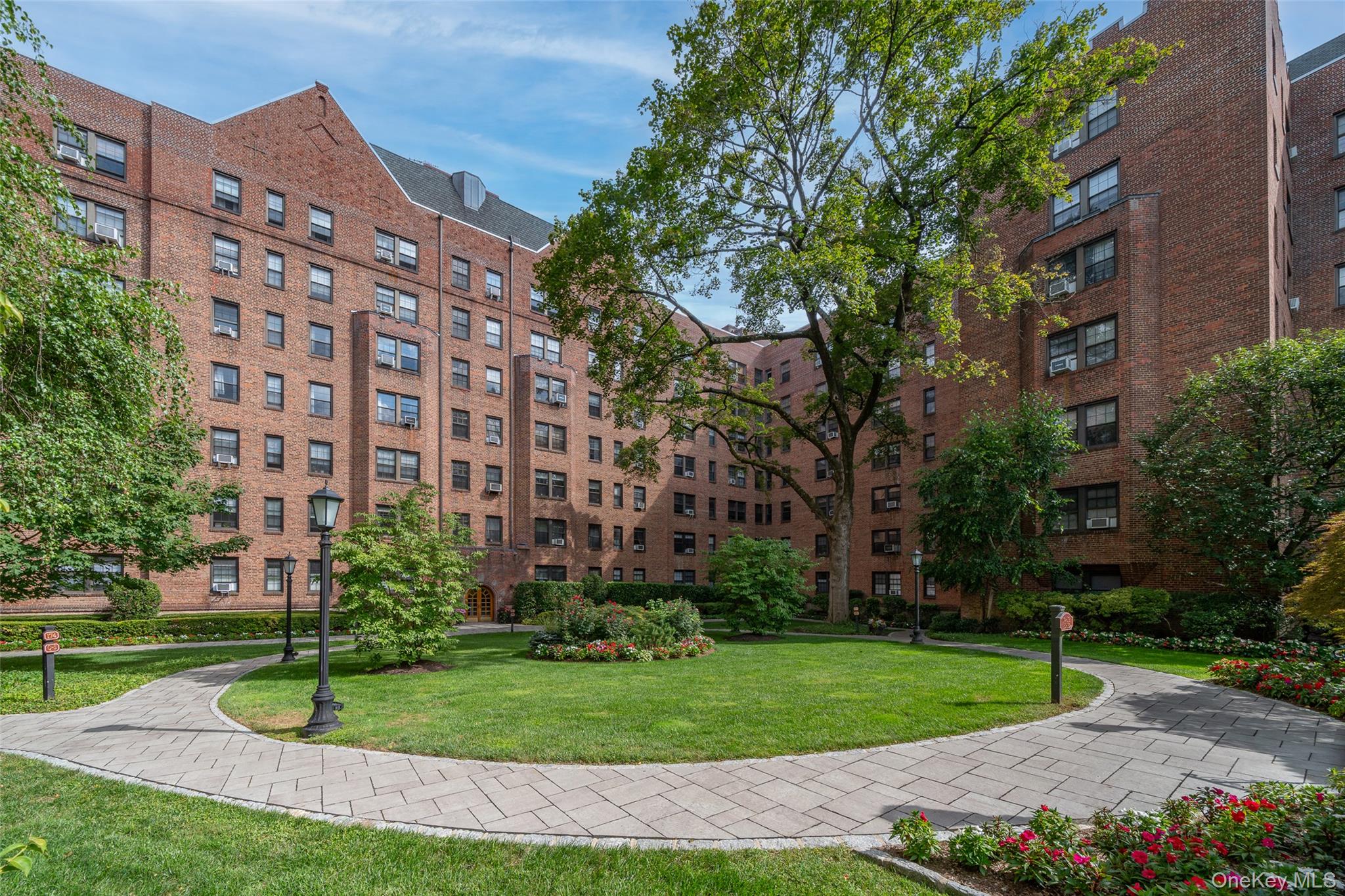 180 Garth Road # 5F, Scarsdale, NY 10583