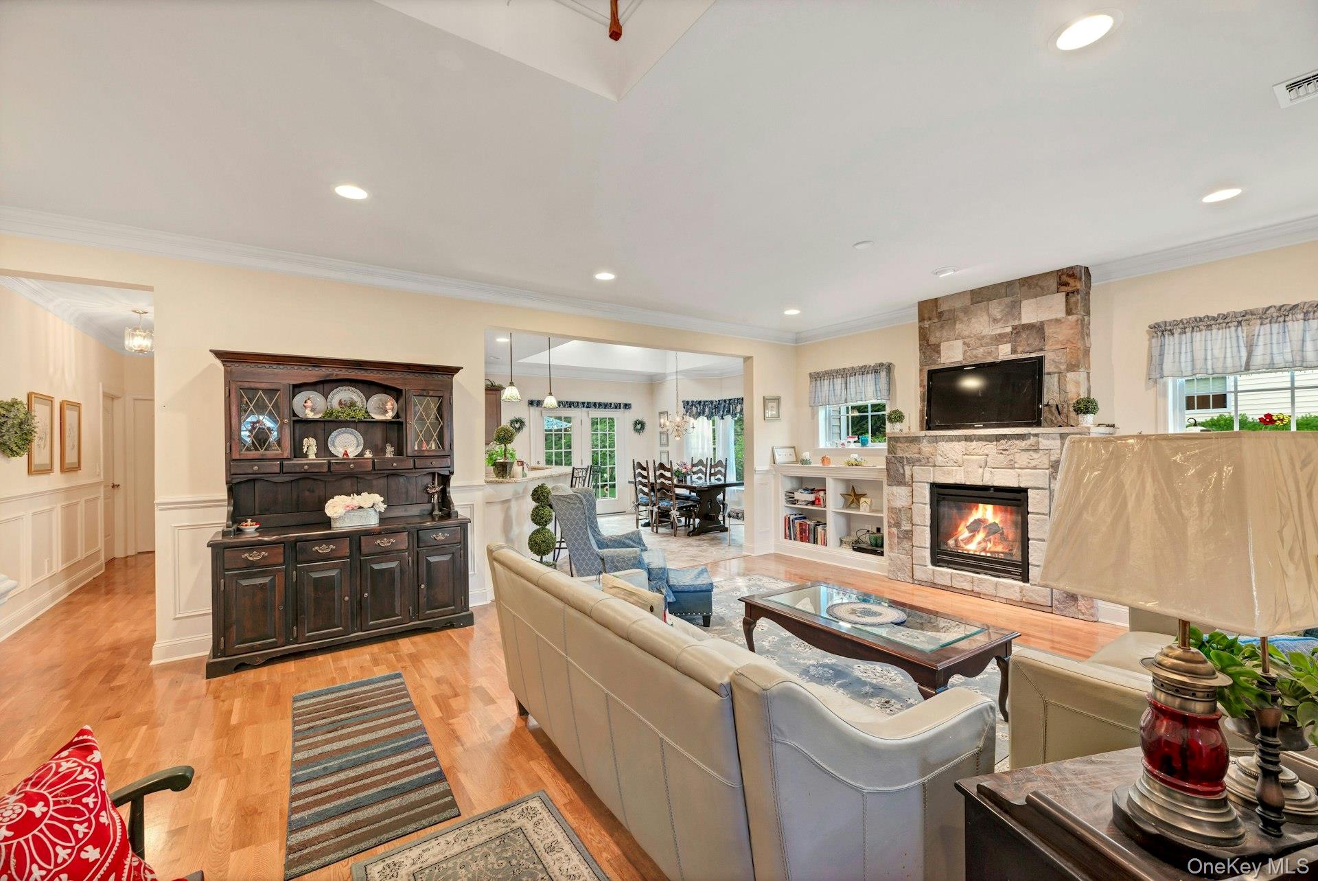 159 Stoneleigh Drive, Riverhead, NY 11901