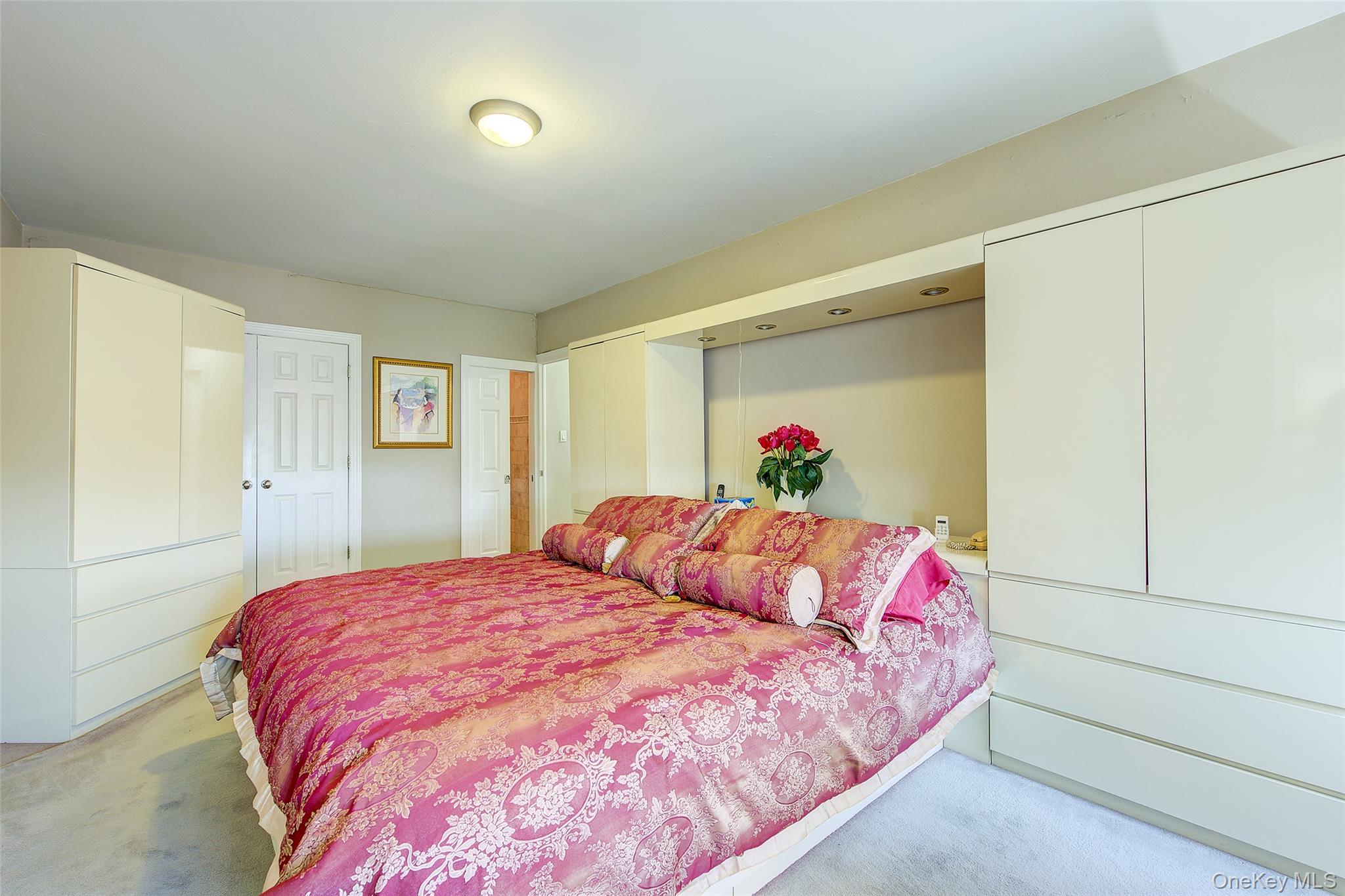 110-45 Queens Boulevard # 810, Forest Hills, NY 11375