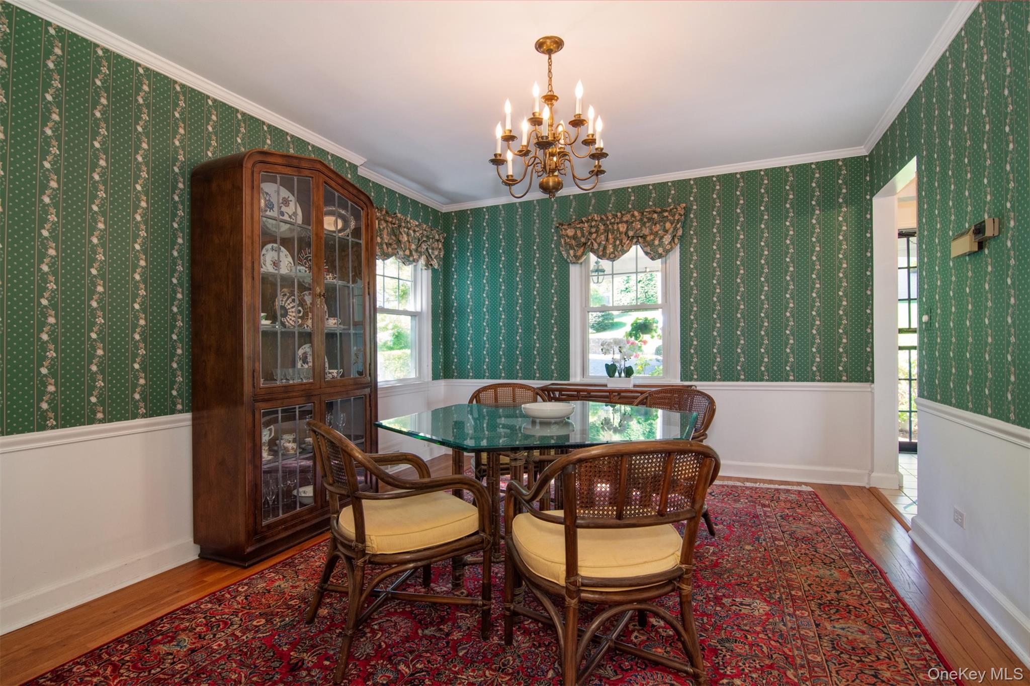 466 California Road, Bronxville, NY 10708