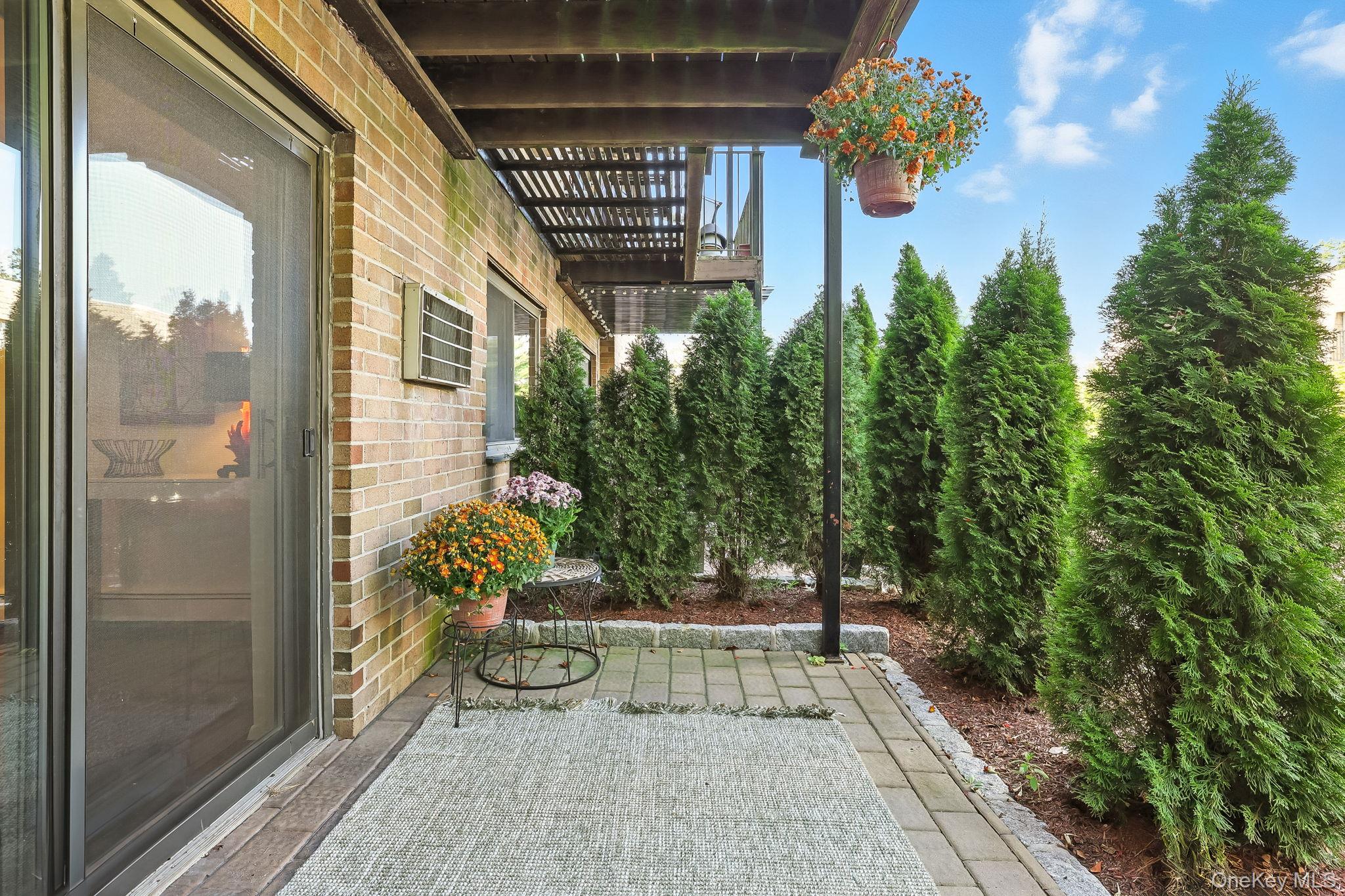 348 Central Park Avenue # C15, Scarsdale, NY 10583