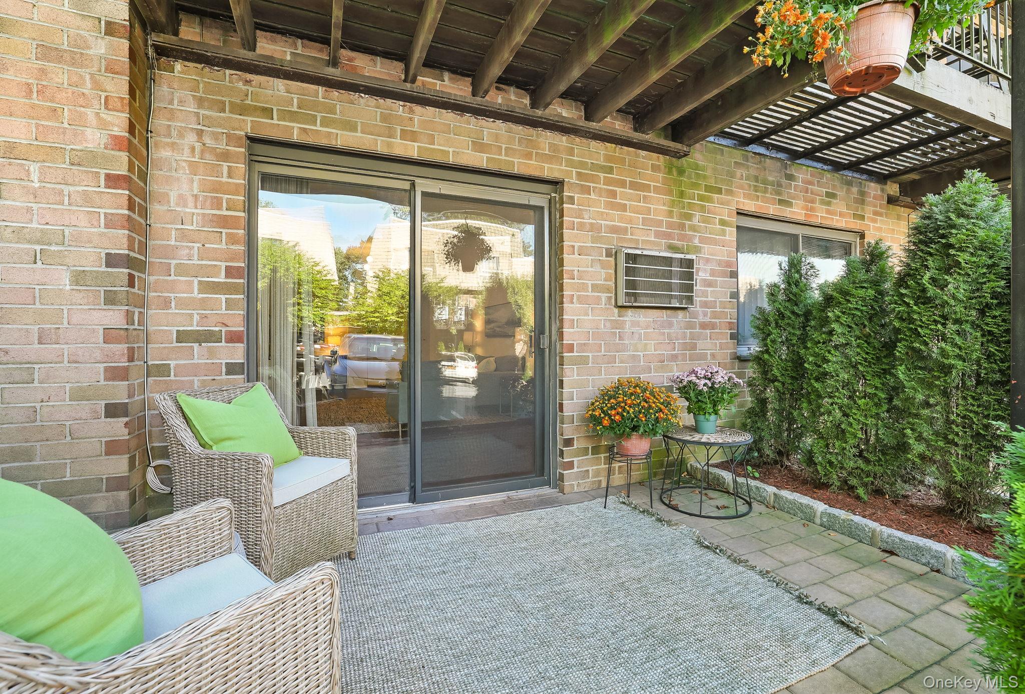 348 Central Park Avenue # C15, Scarsdale, NY 10583