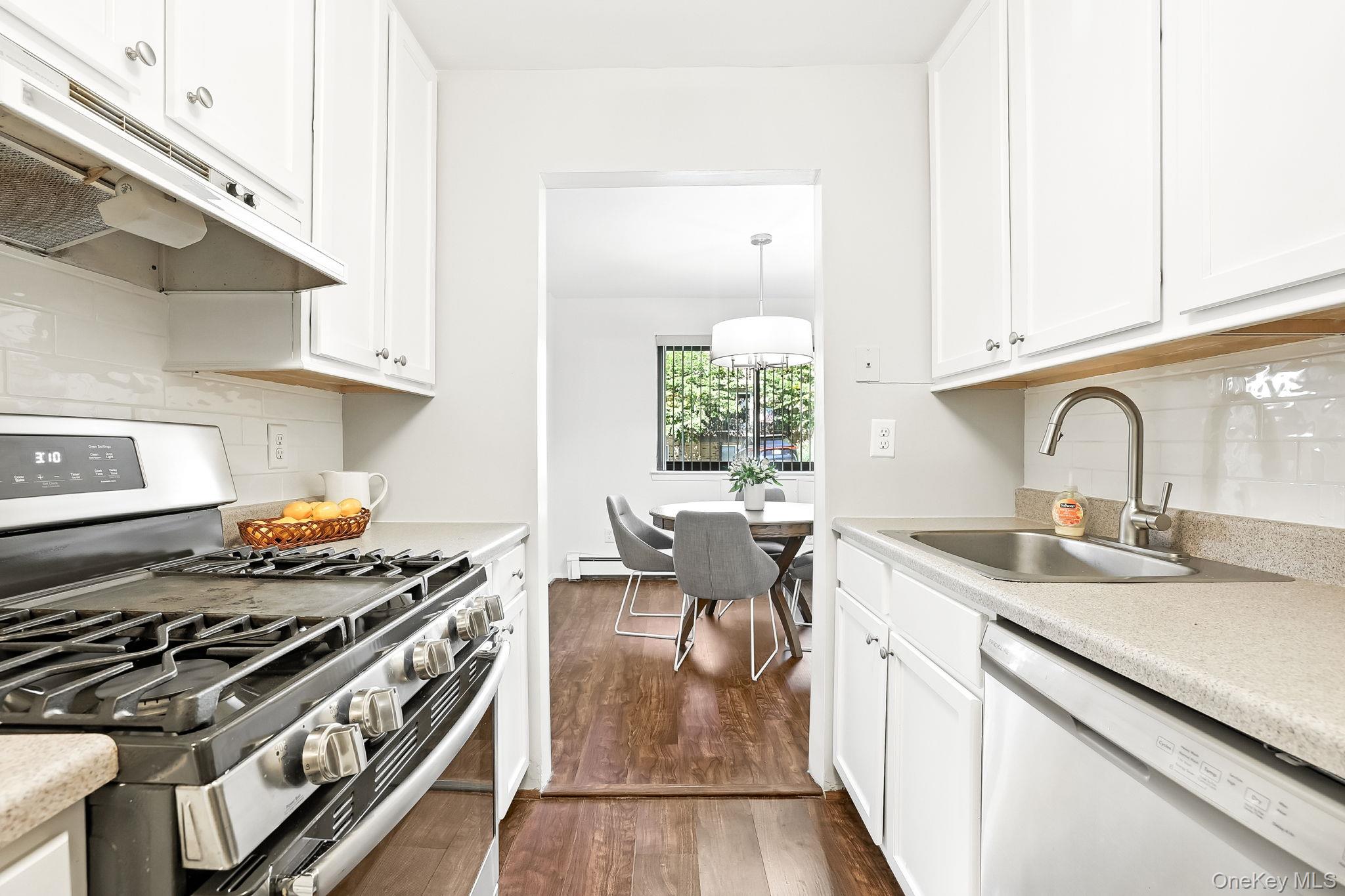 348 Central Park Avenue # C15, Scarsdale, NY 10583