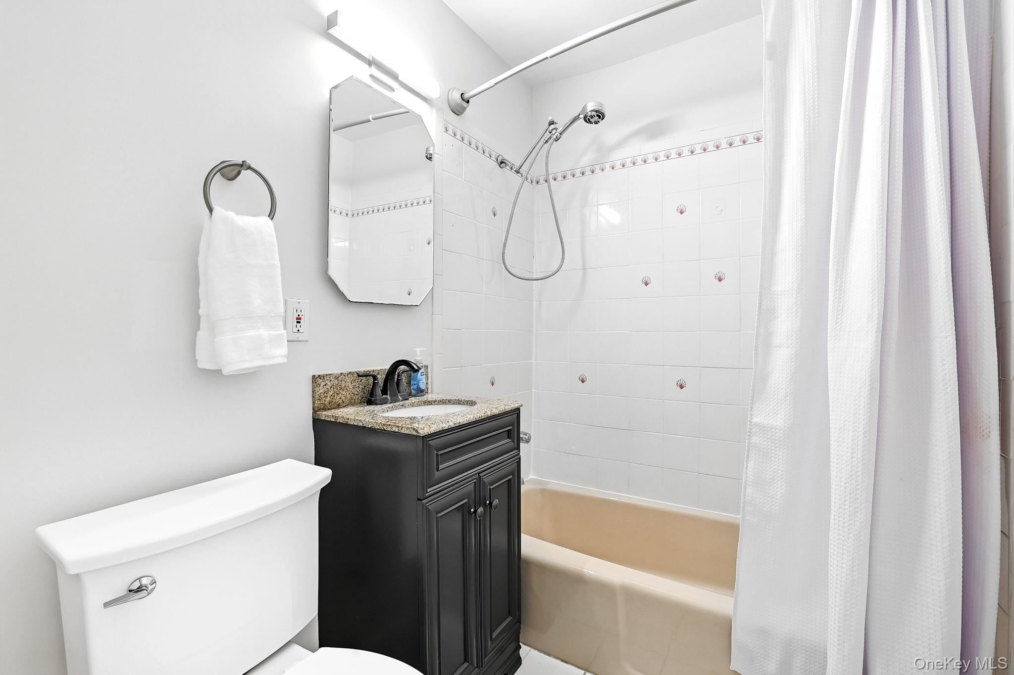 348 Central Park Avenue # C15, Scarsdale, NY 10583