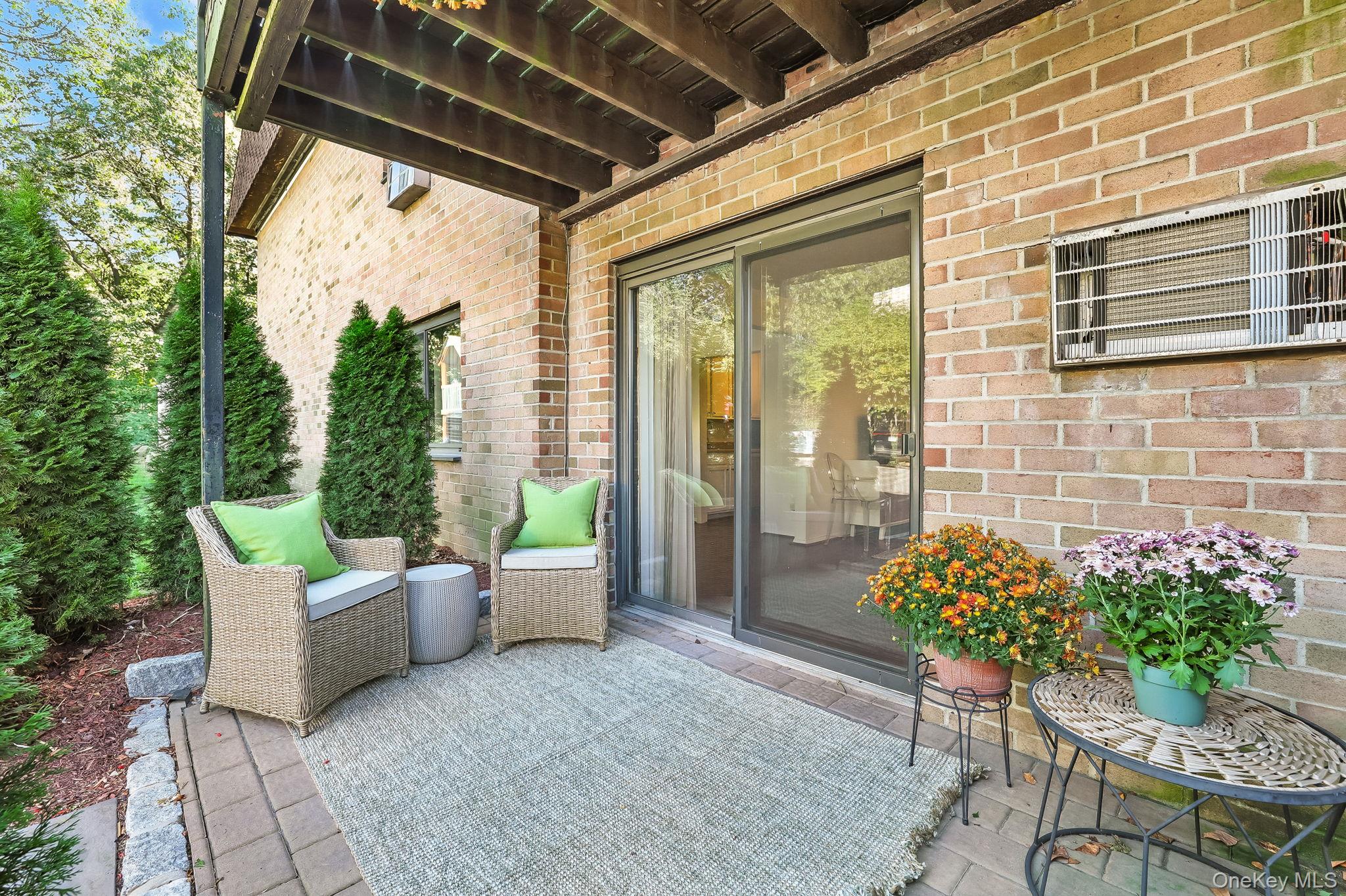 348 Central Park Avenue # C15, Scarsdale, NY 10583