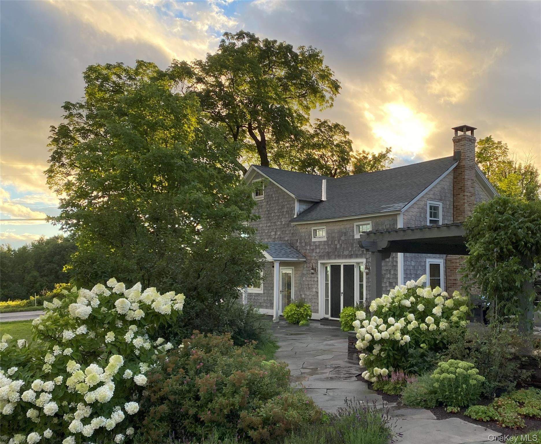 314 Schoolhouse Road, Ghent, NY 12017