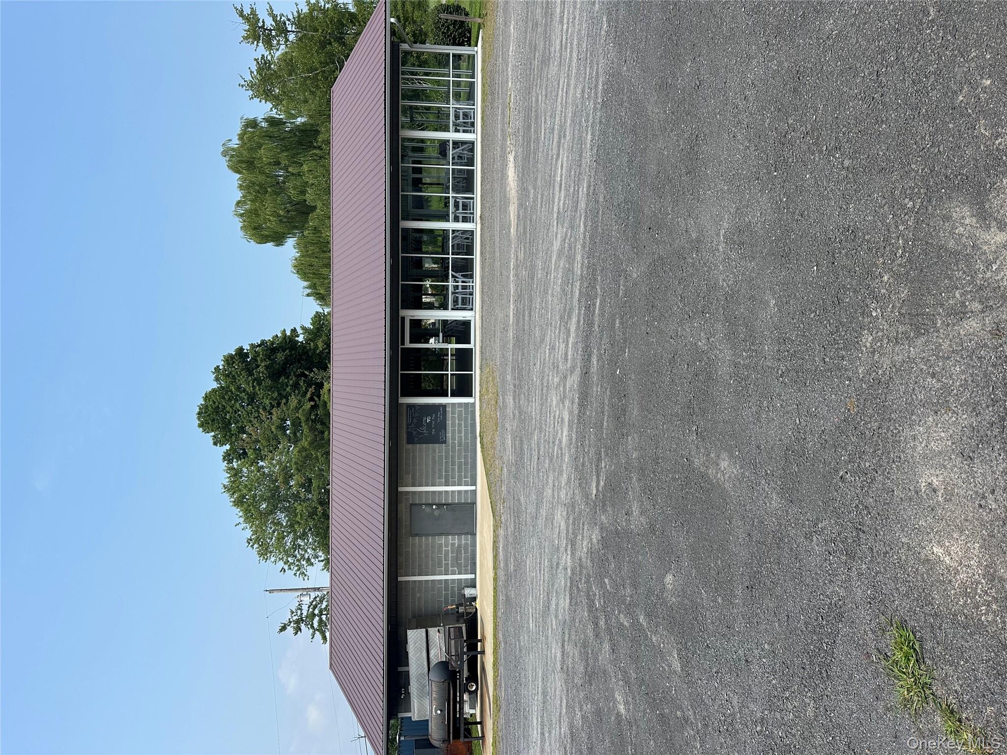 963 Kings Highway, Saugerties, NY 12477