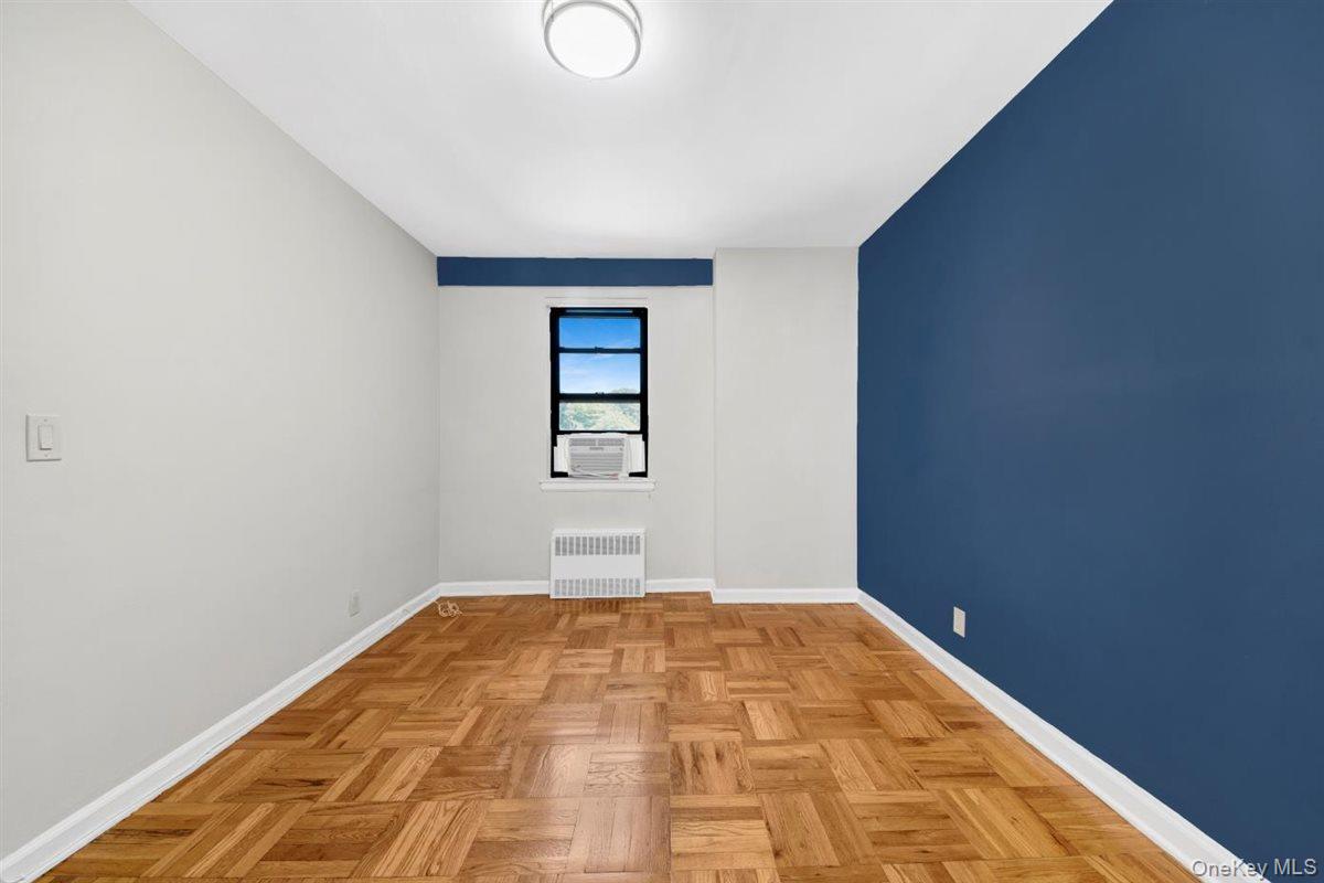 142 Garth Road # TE, Scarsdale, NY 10583