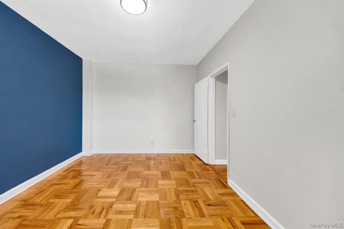 142 Garth Road # TE, Scarsdale, NY 10583