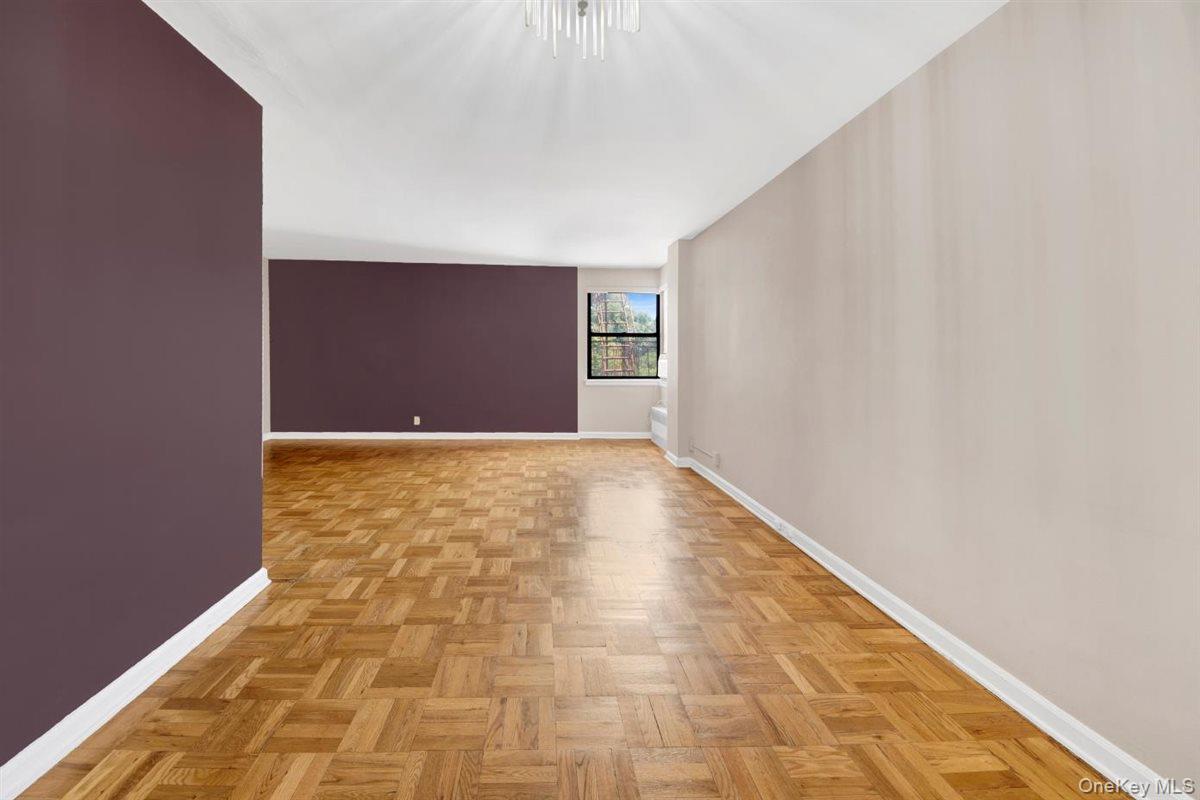 142 Garth Road # TE, Scarsdale, NY 10583