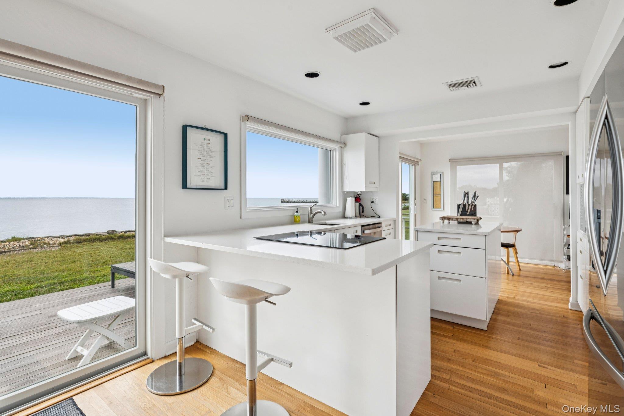 5 Bay Road, East Patchogue, NY 11772