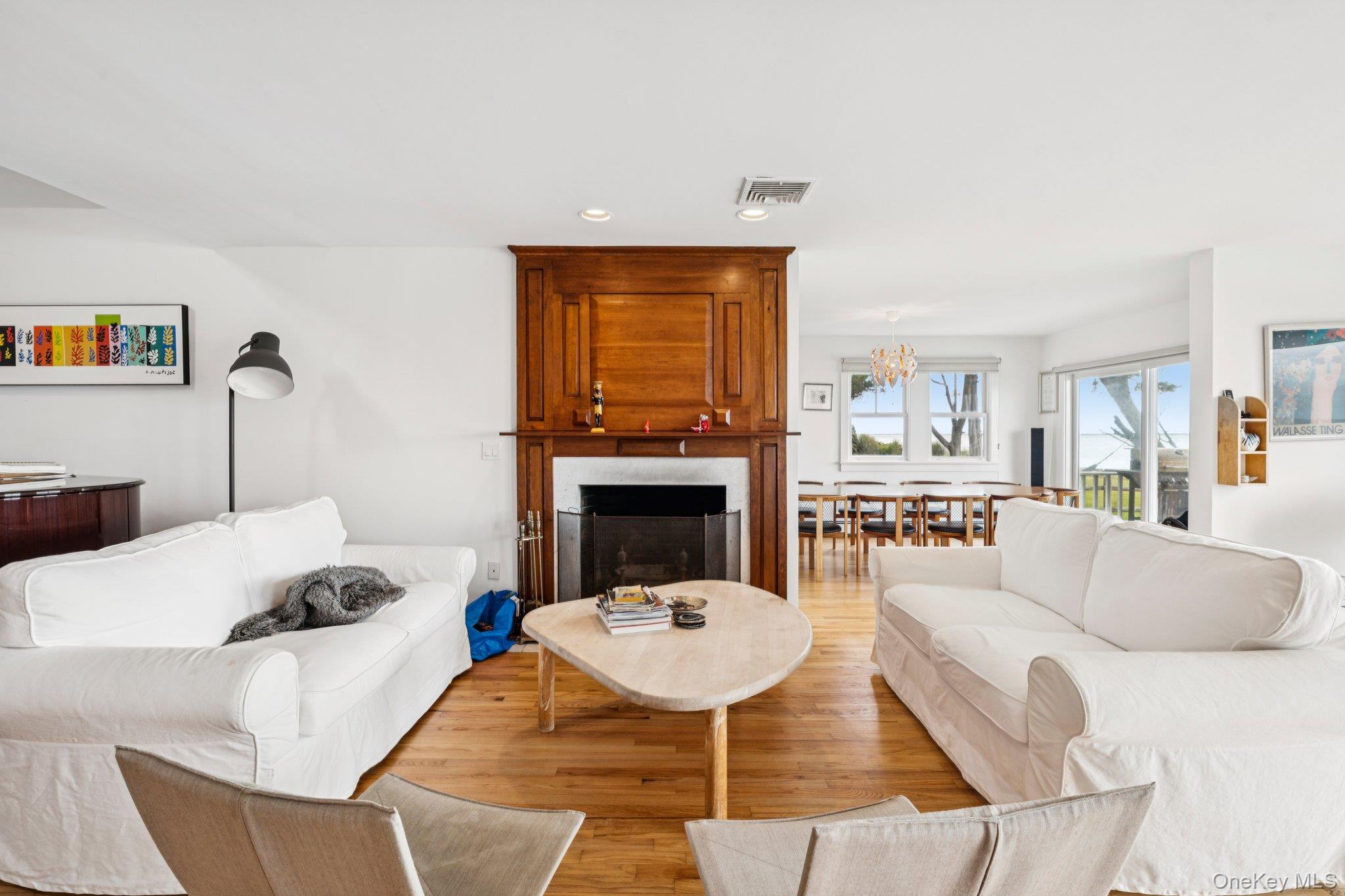 5 Bay Road, East Patchogue, NY 11772