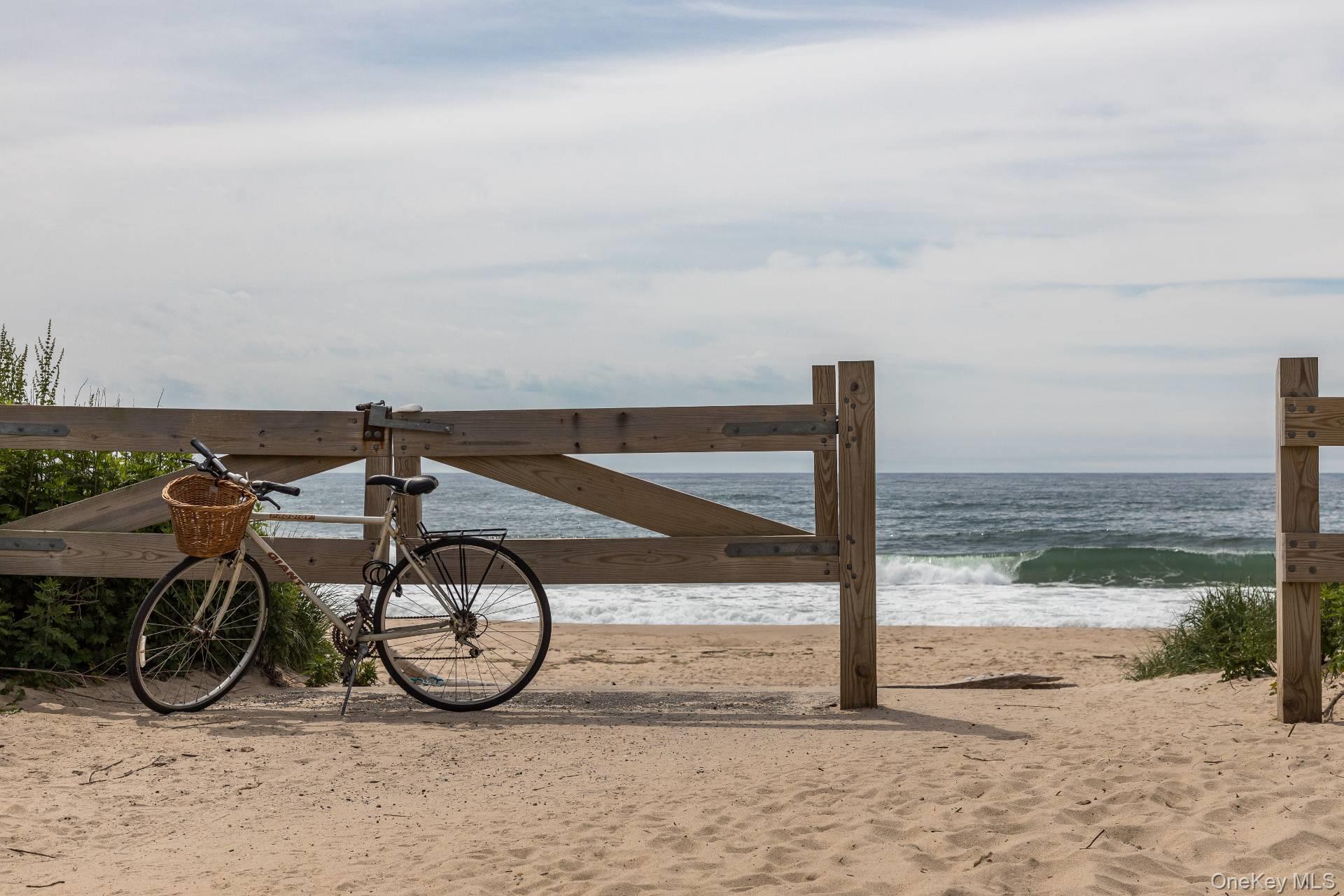 138A Montauk Highway, Westhampton, NY 11977