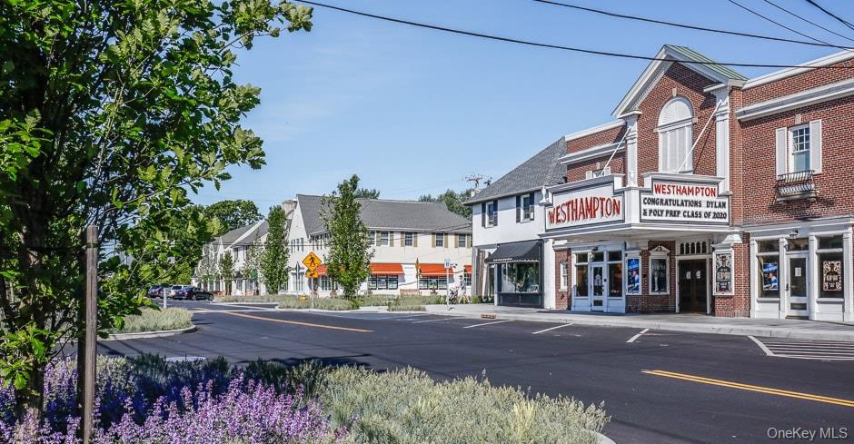 138A Montauk Highway, Westhampton, NY 11977